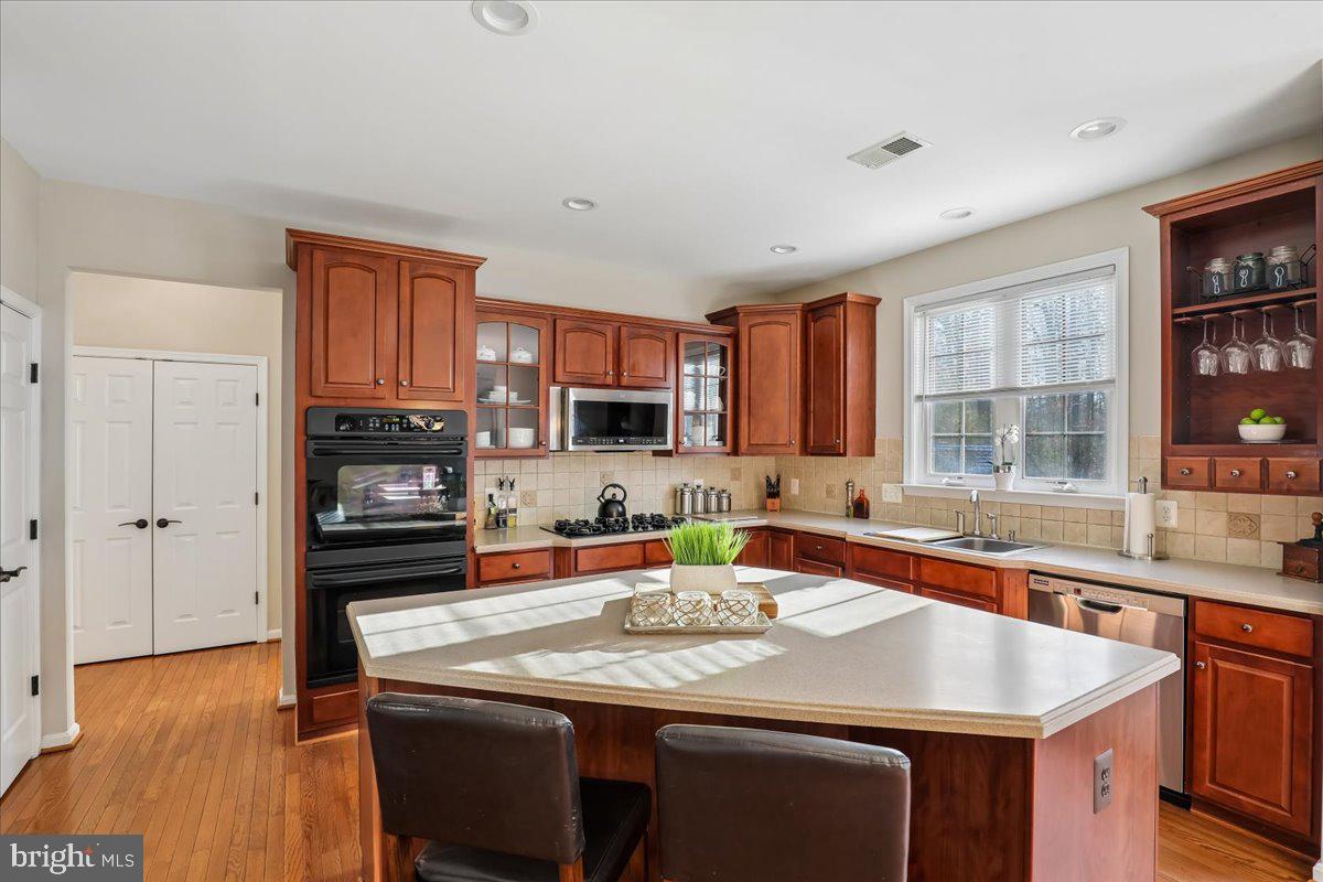 CROSSMAN CREEK - Residential