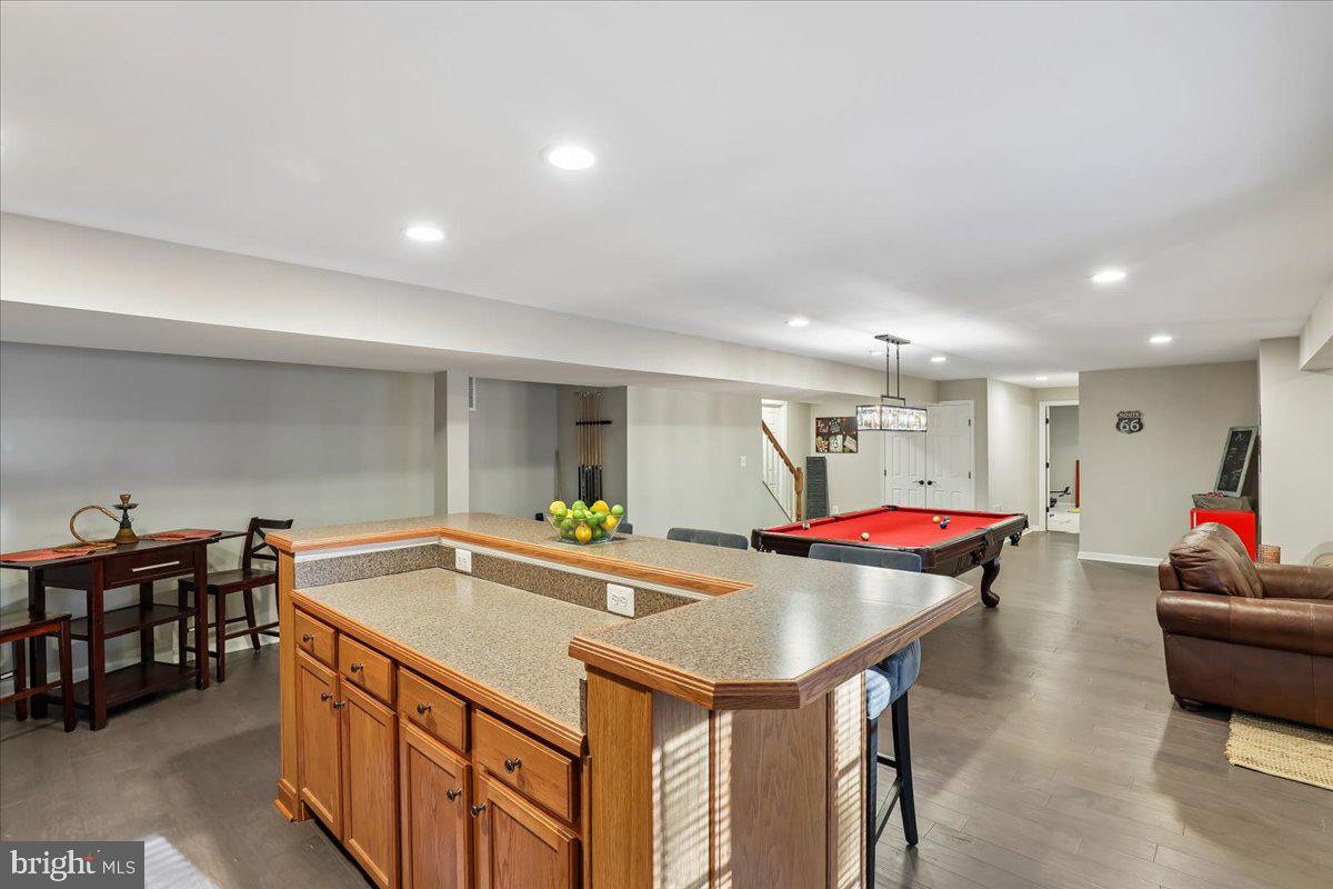 CROSSMAN CREEK - Residential