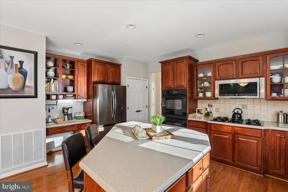 CROSSMAN CREEK - Residential