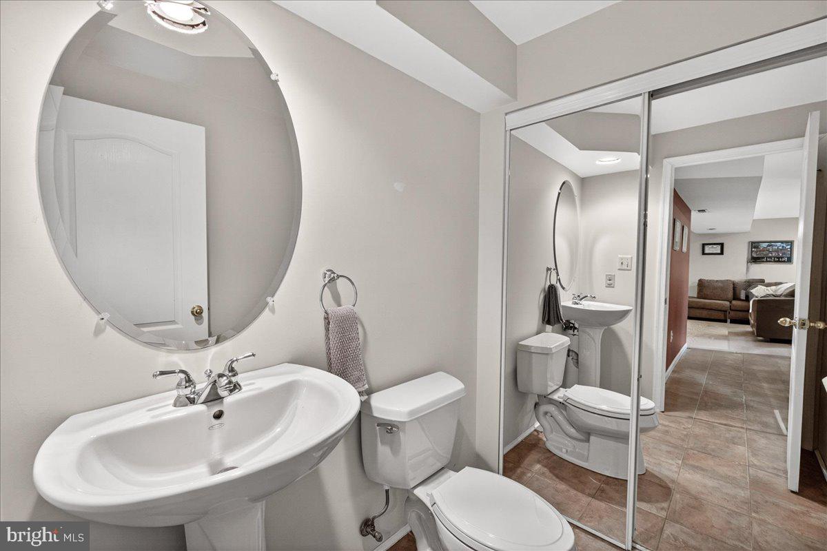 WILLOW BROOK - Residential