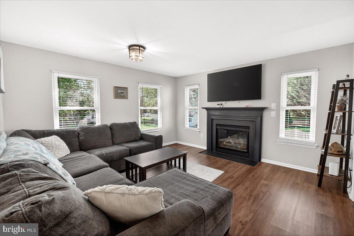WILLOW BROOK - Residential