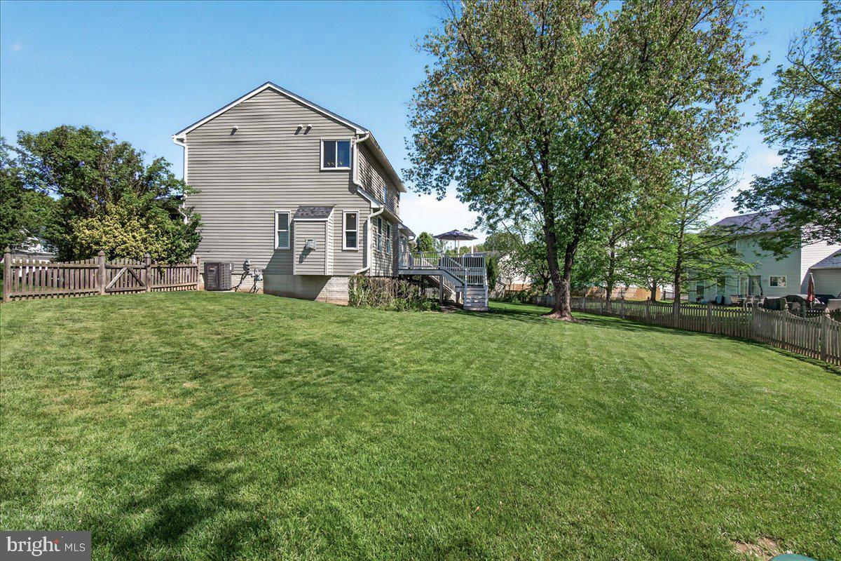 WILLOW BROOK - Residential