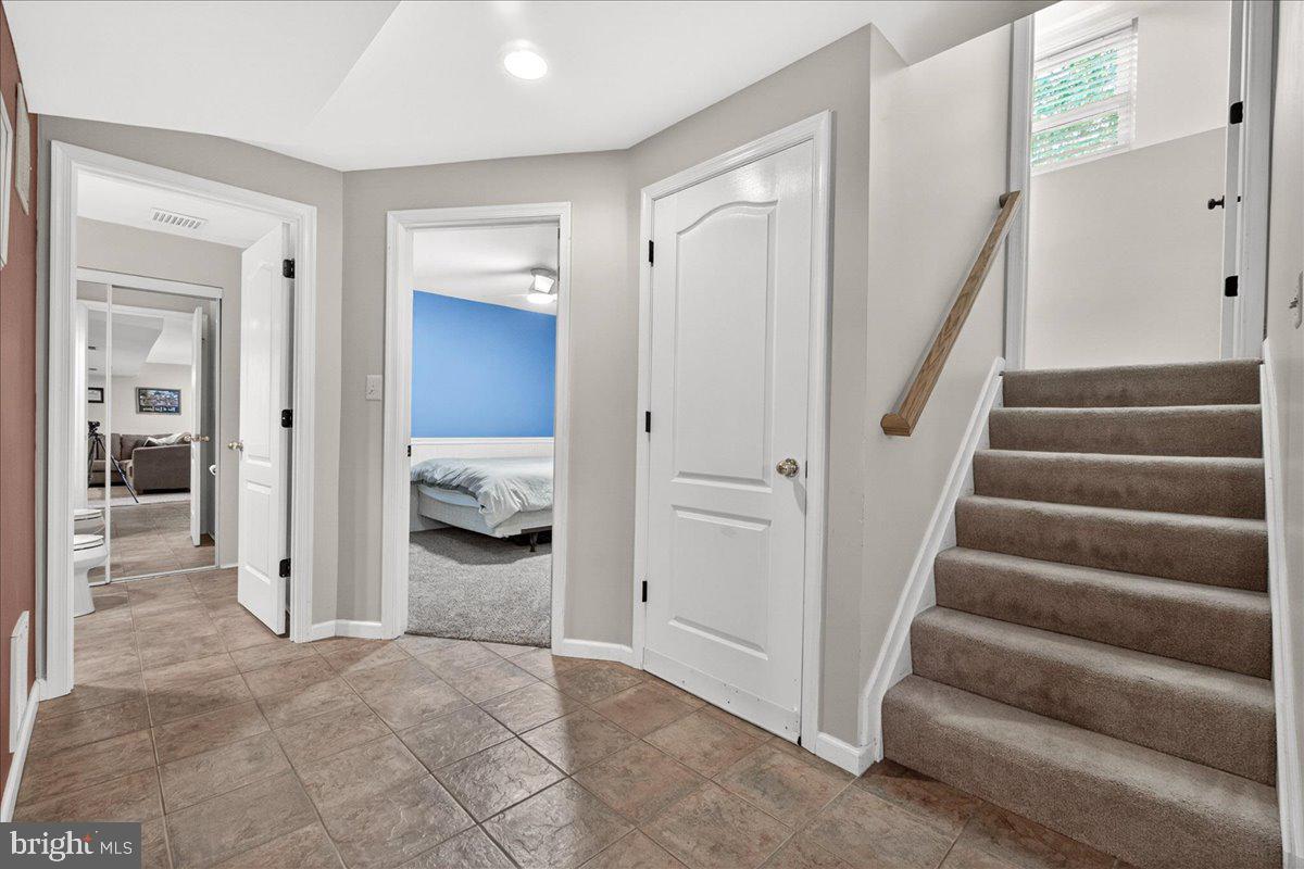 WILLOW BROOK - Residential