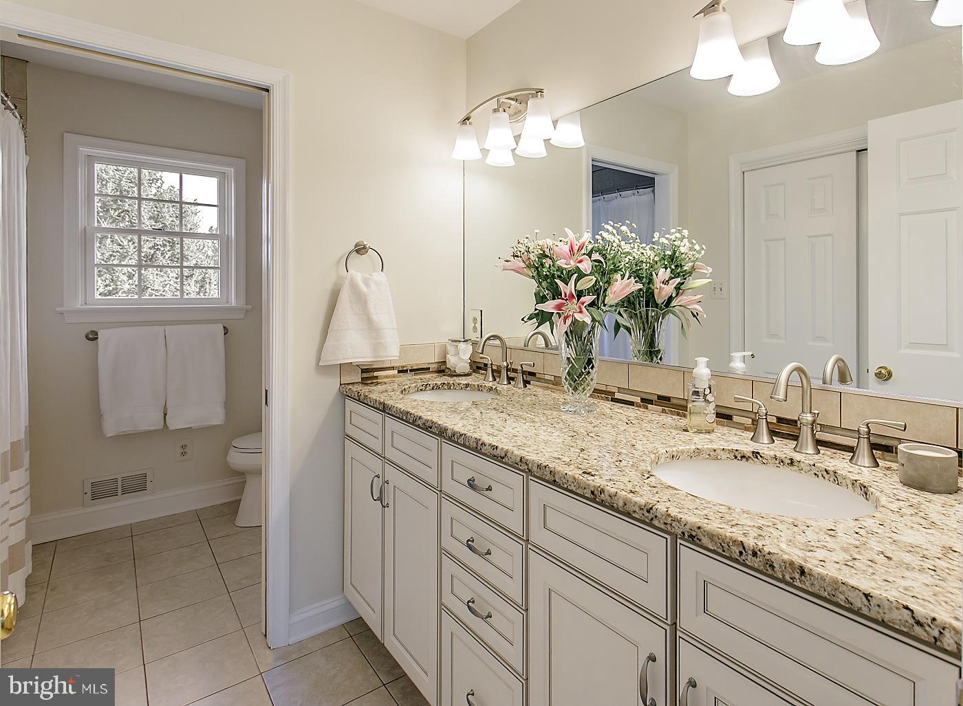 LONGWOOD MEADOWS - Residential