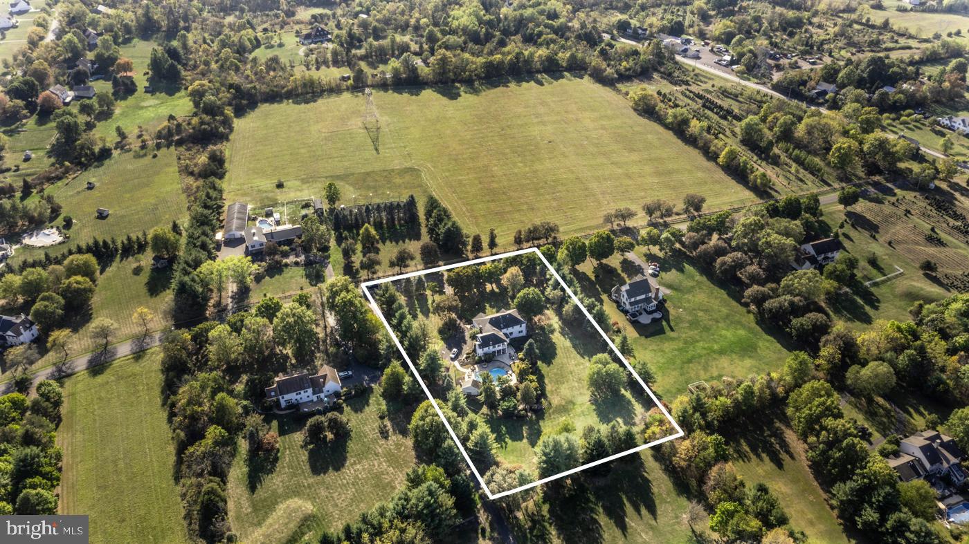 LONGWOOD MEADOWS - Residential