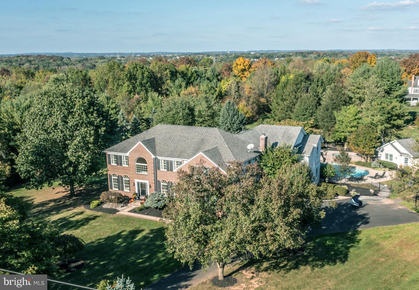 LONGWOOD MEADOWS - Residential