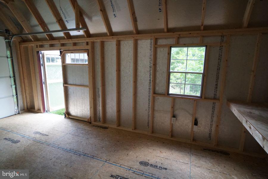 HIDDEN VALLEY - Residential