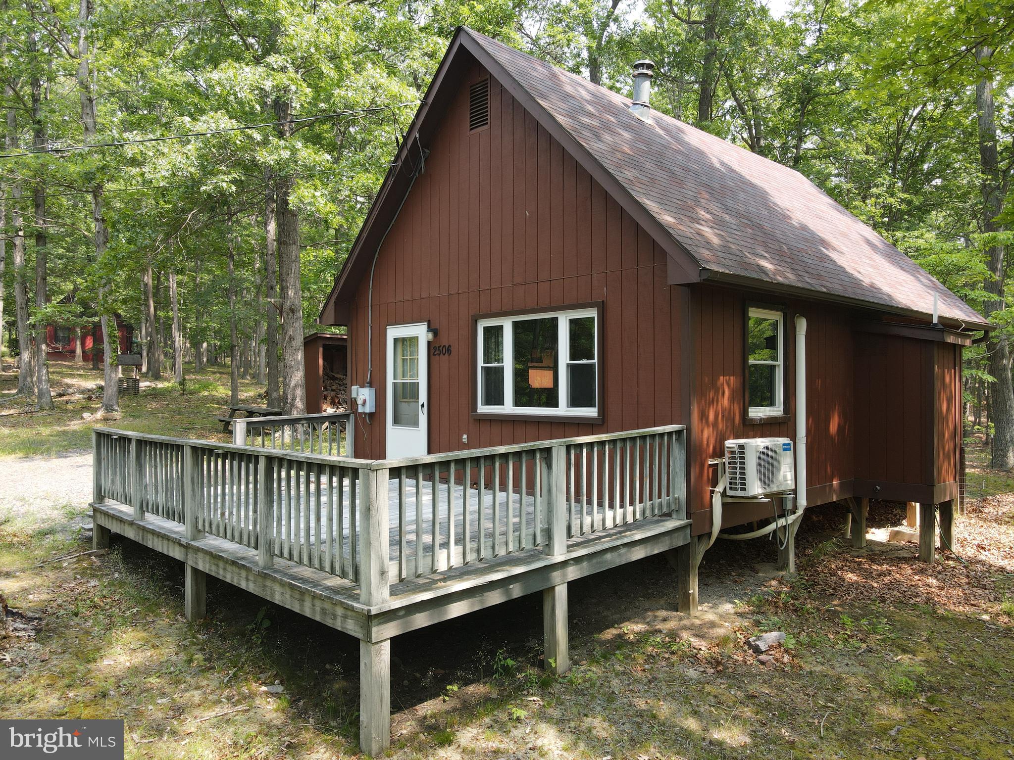 SOUTH POTOMAC FOREST - Residential