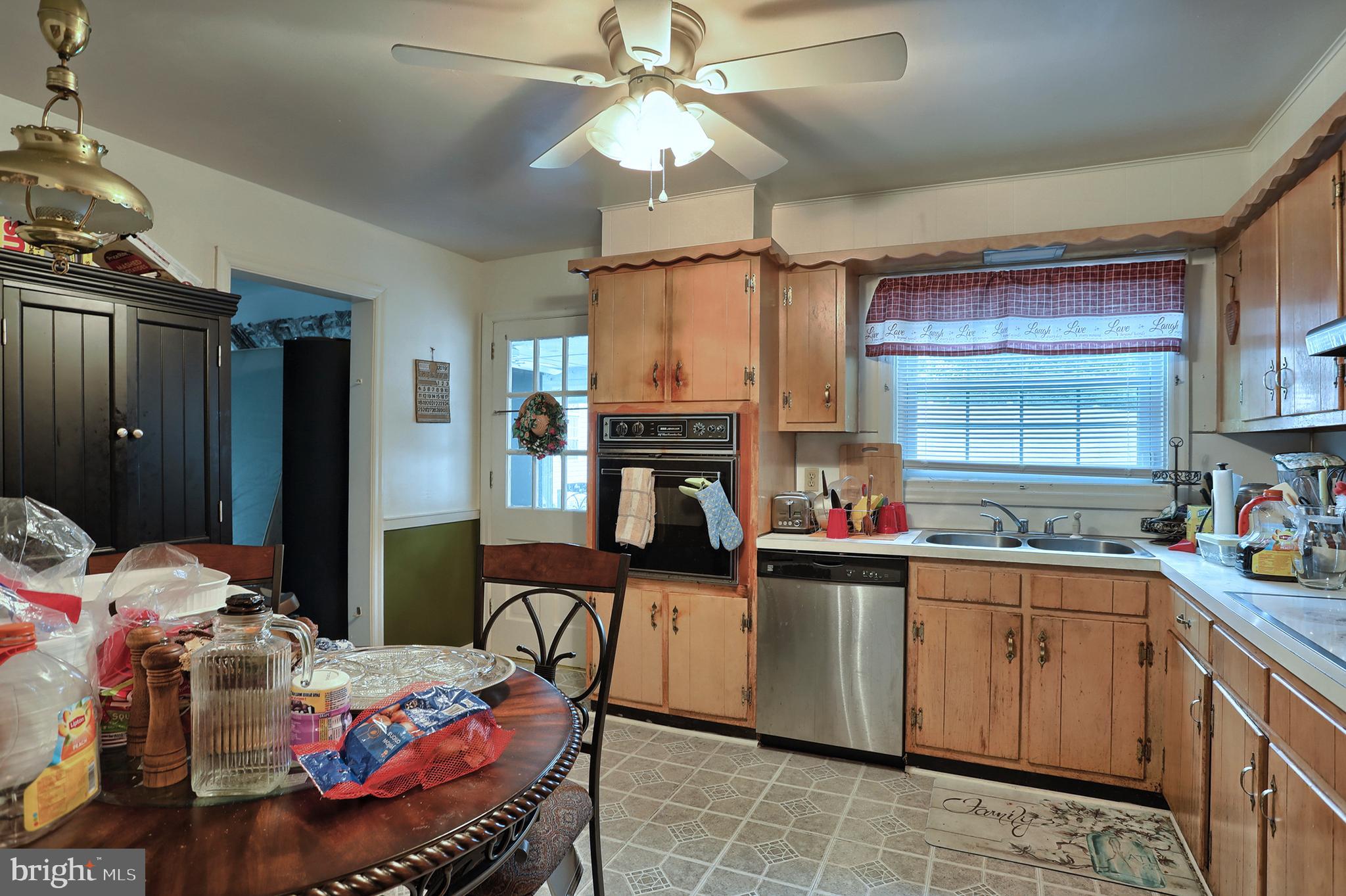 LATSHMERE MANOR - Residential