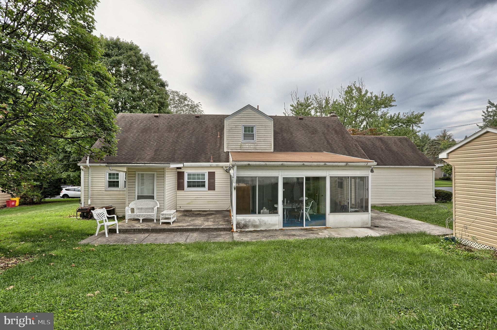 LATSHMERE MANOR - Residential