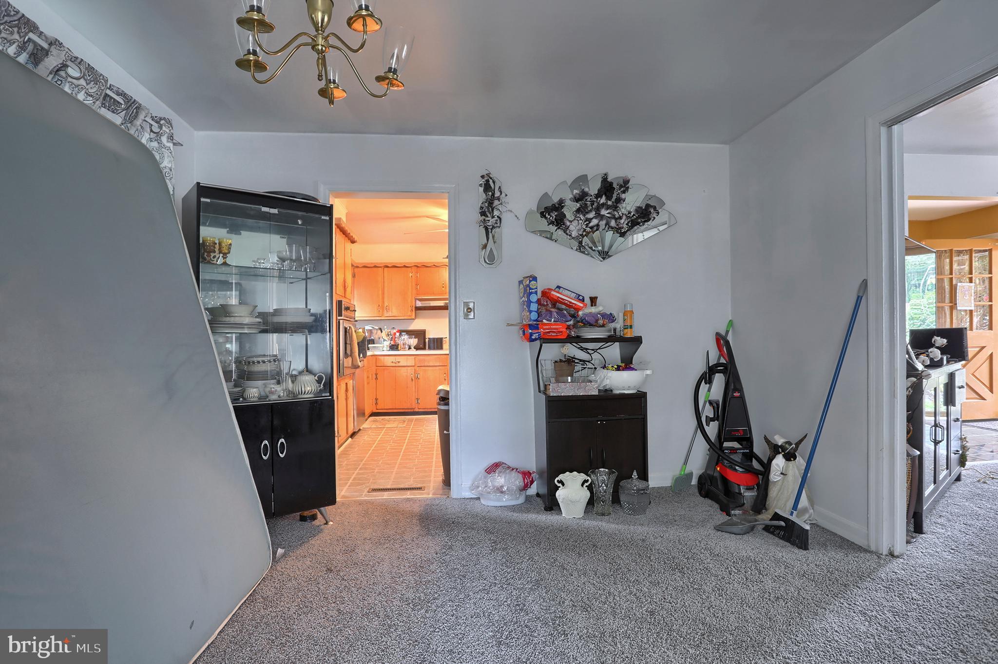 LATSHMERE MANOR - Residential