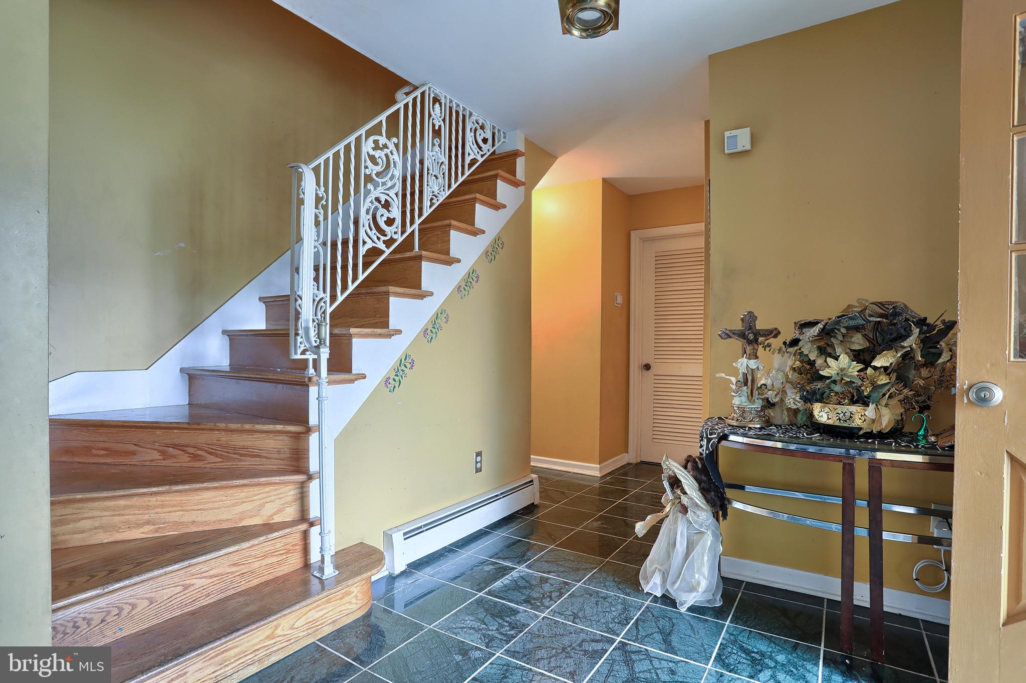 LATSHMERE MANOR - Residential