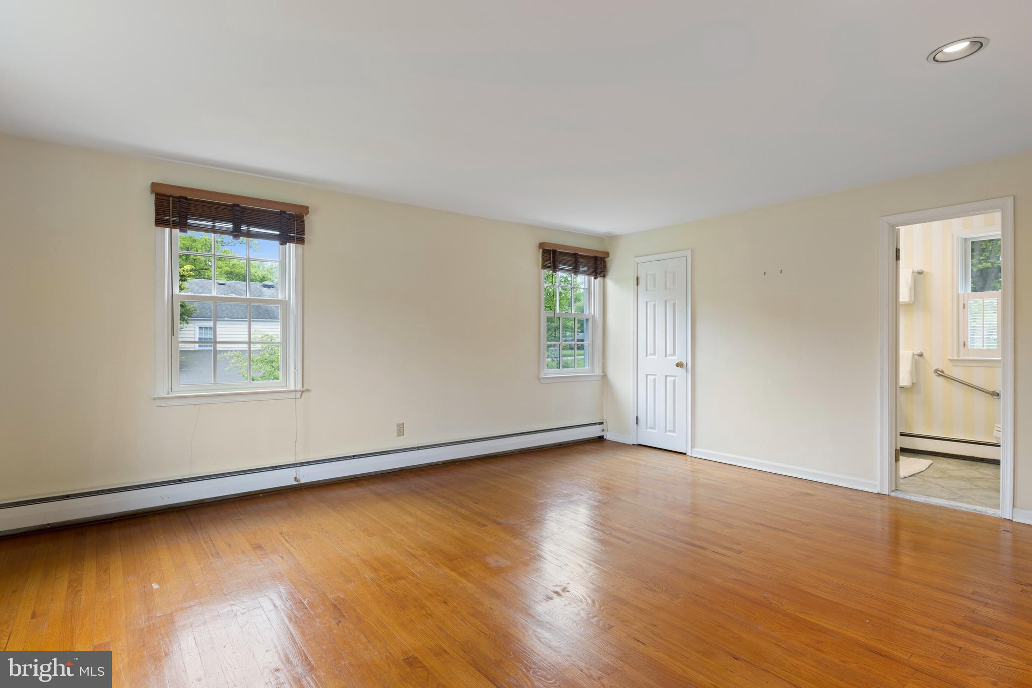 CANTERBURY WOODS - Residential