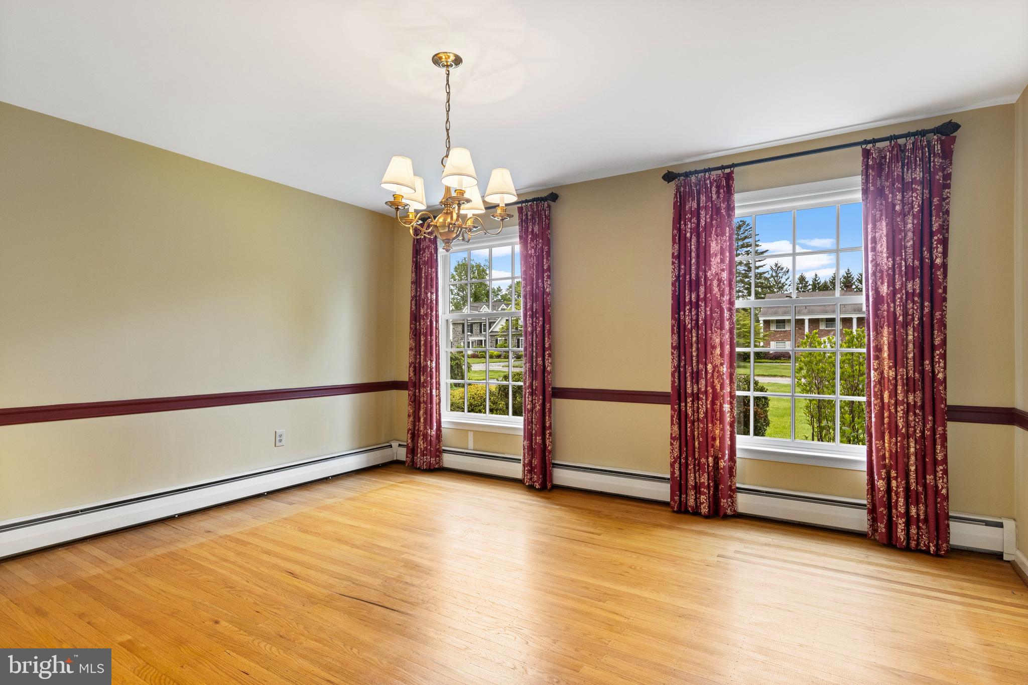 CANTERBURY WOODS - Residential