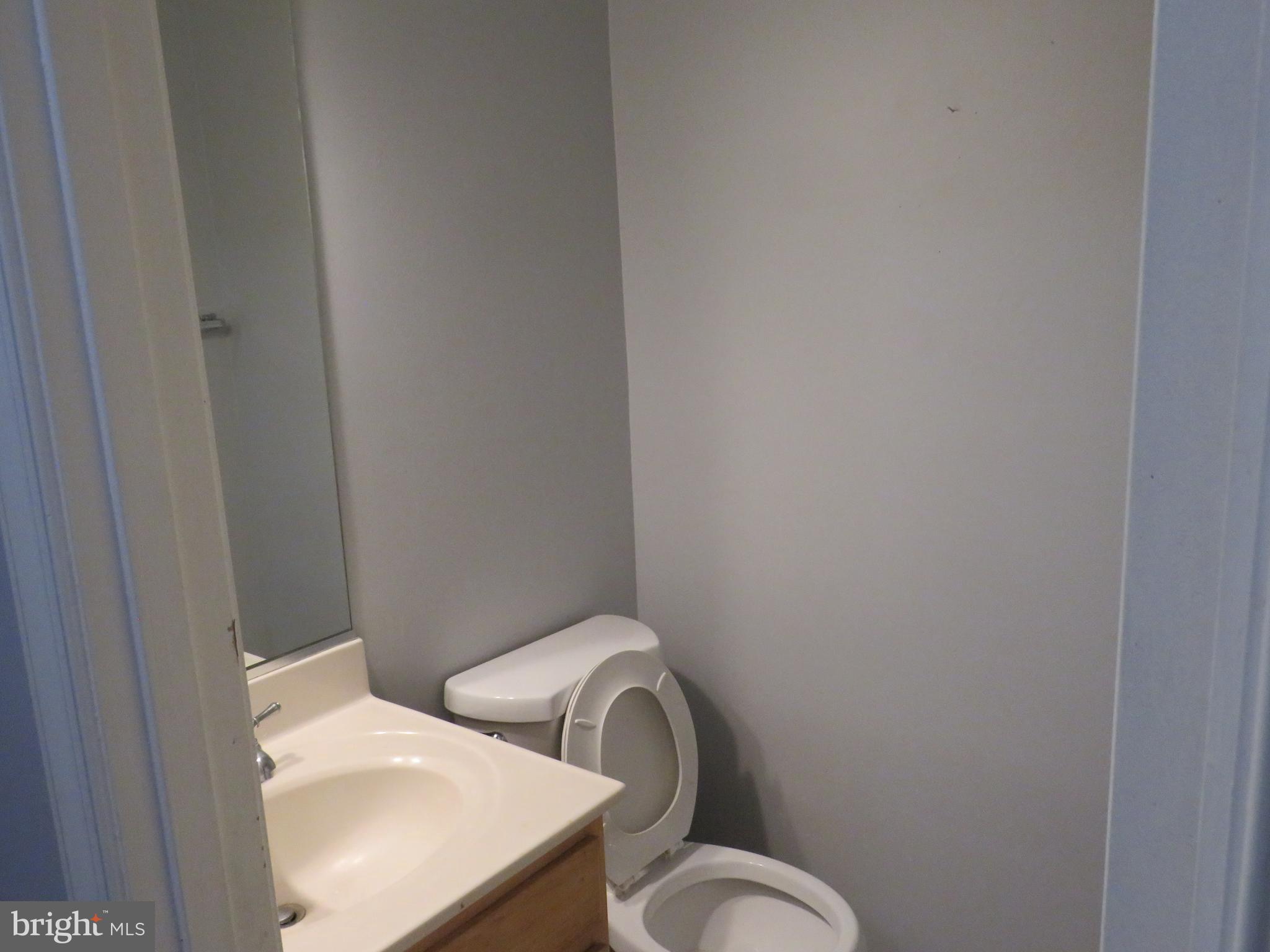 MONTGOMERY CHASE CODM - Residential Lease