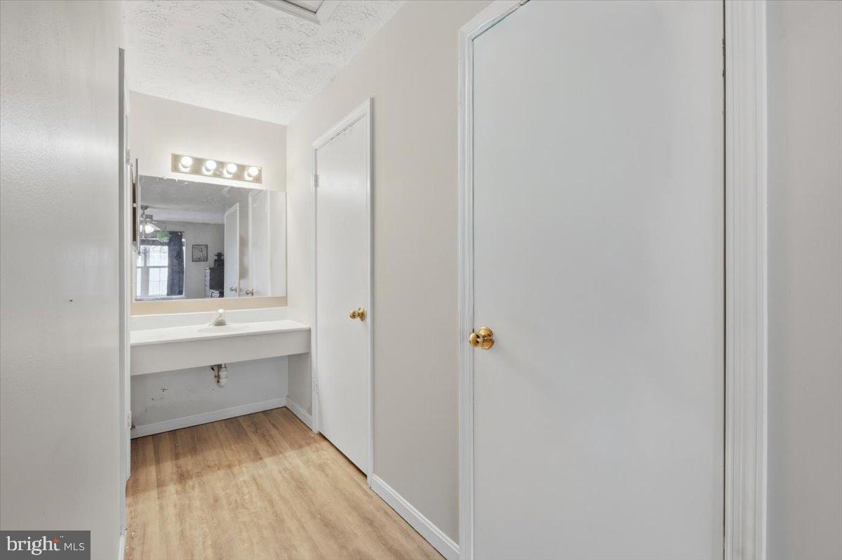 LEXINGTON PARK - Residential