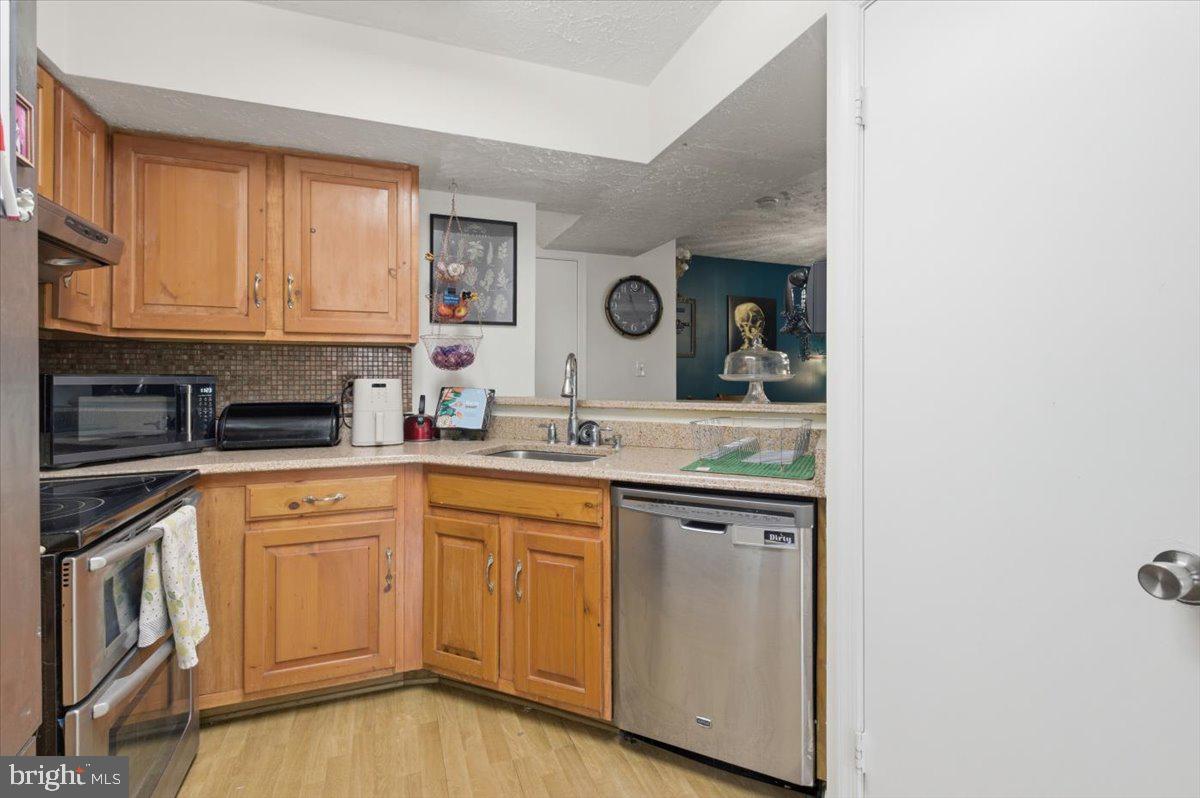 LEXINGTON PARK - Residential