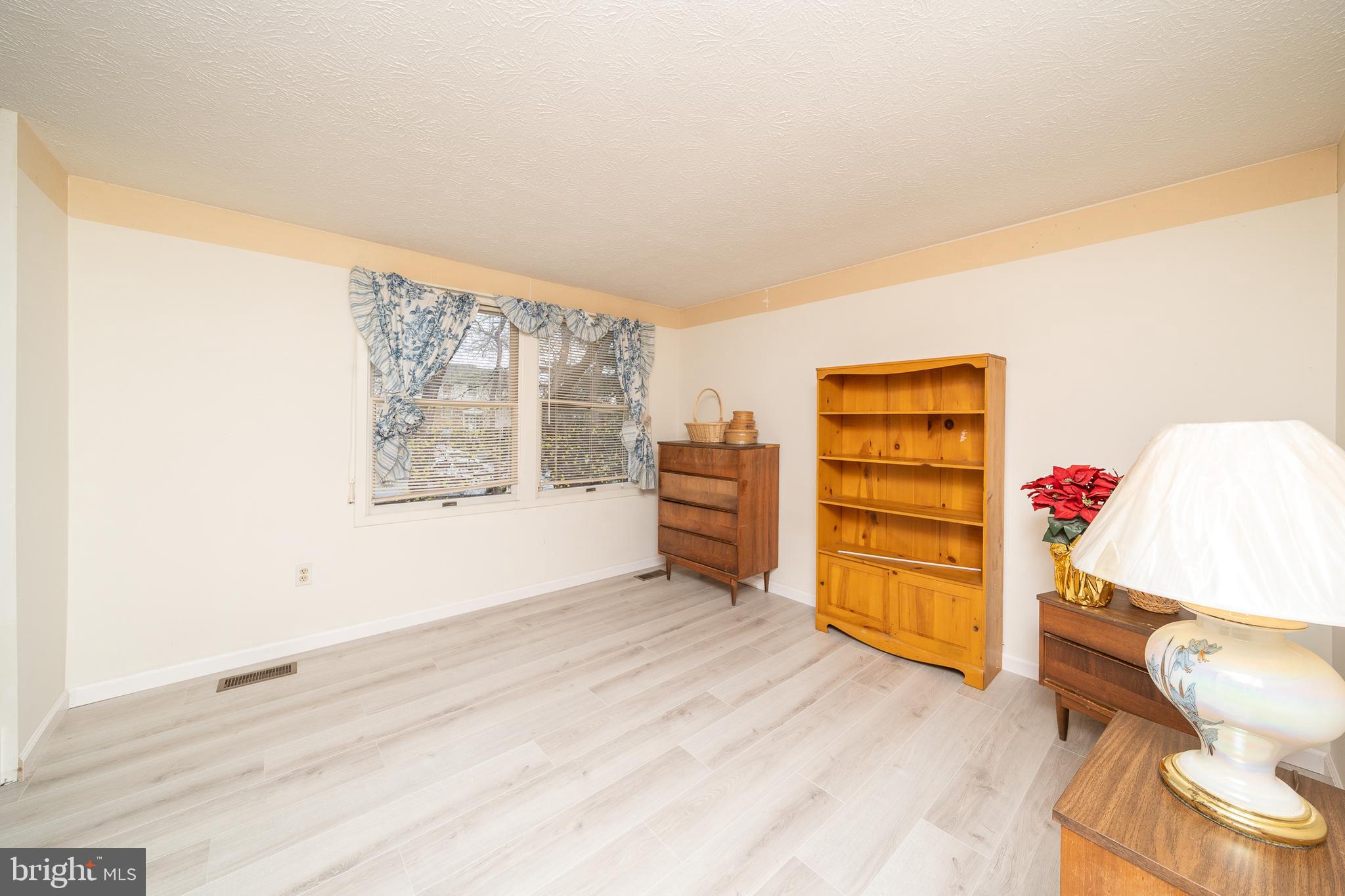 STONEGATE FARMS - Residential