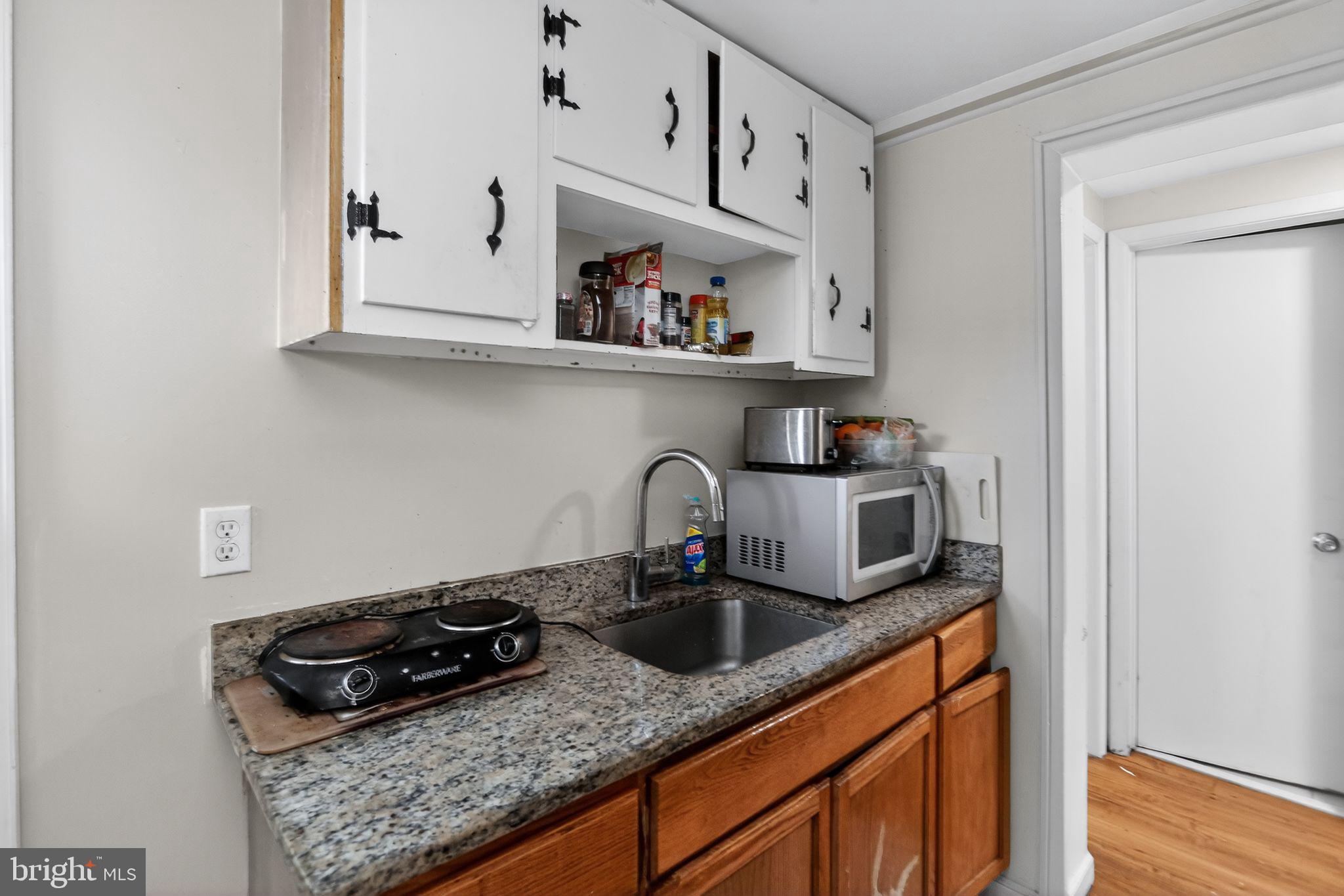 14751 ARIZONA AVENUE