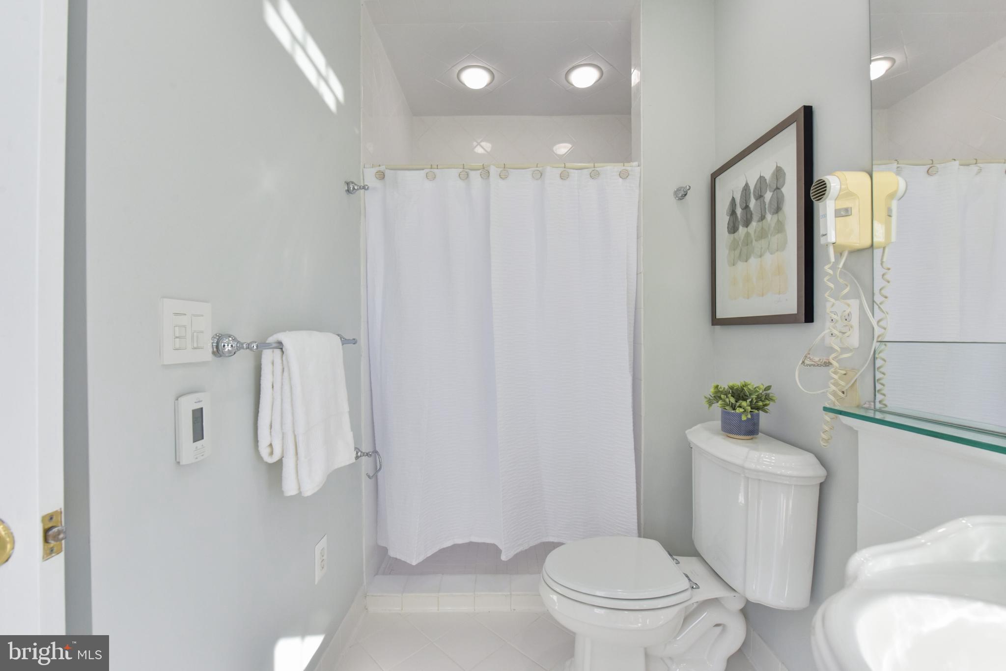 ROSEMONT PARK - Residential