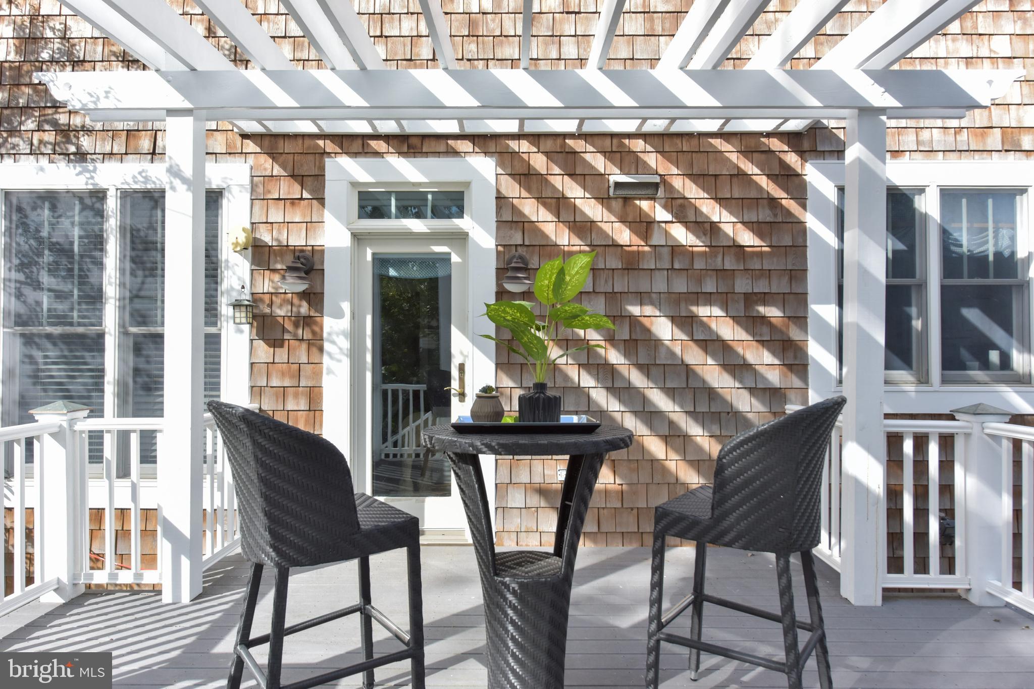 ROSEMONT PARK - Residential