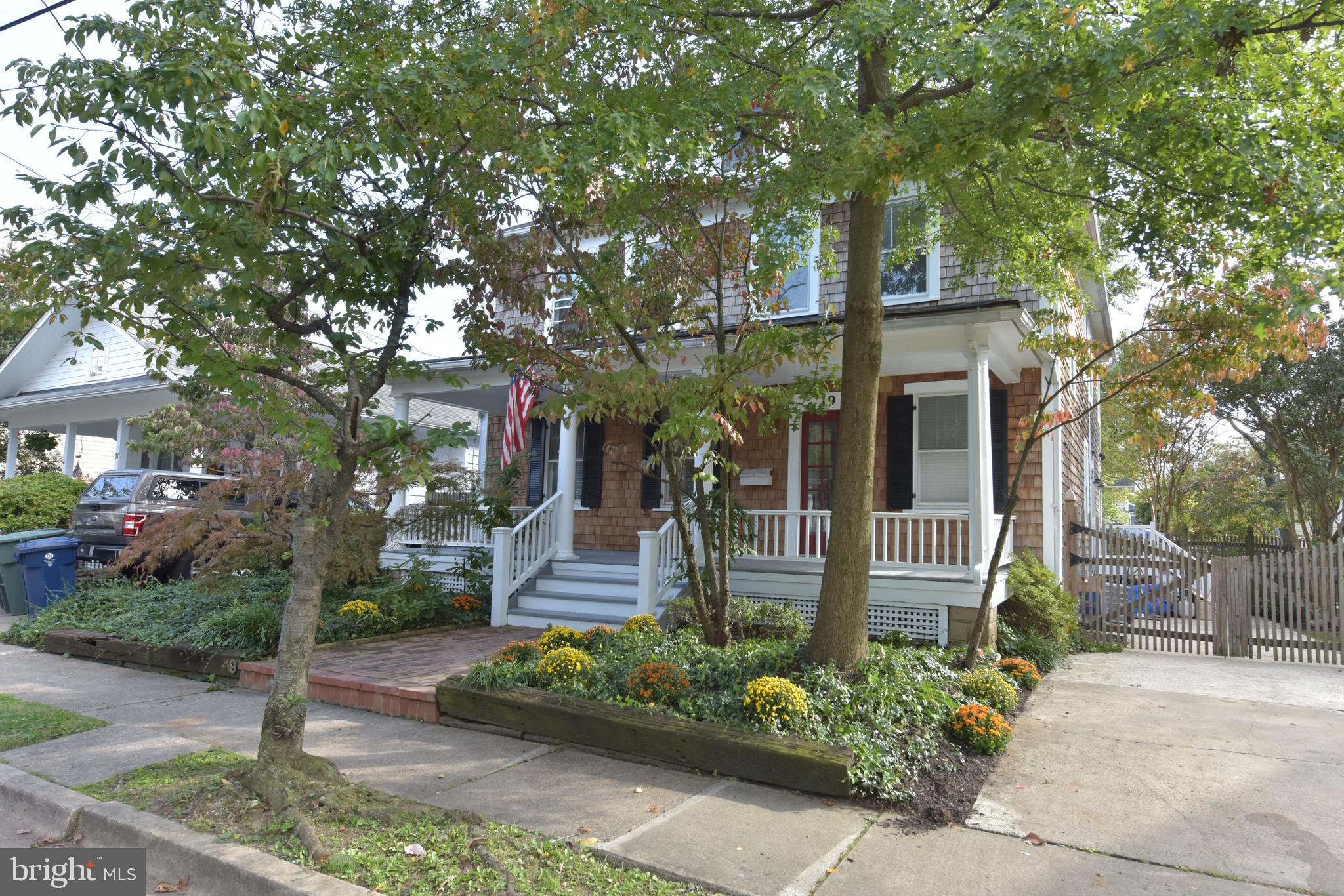 ROSEMONT PARK - Residential