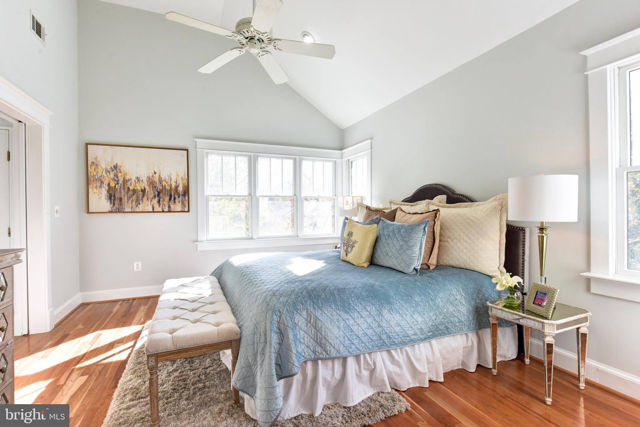 ROSEMONT PARK - Residential