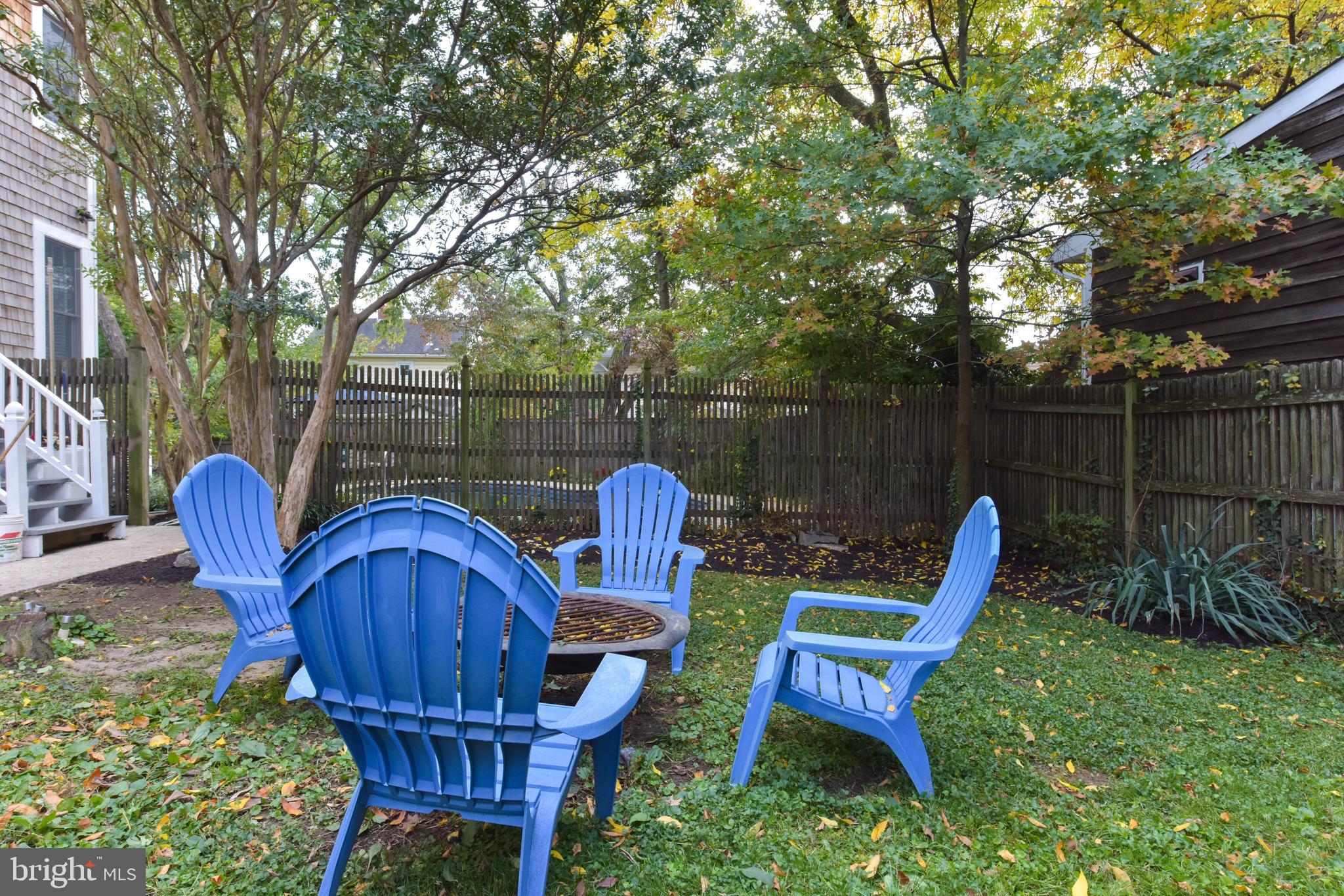 ROSEMONT PARK - Residential