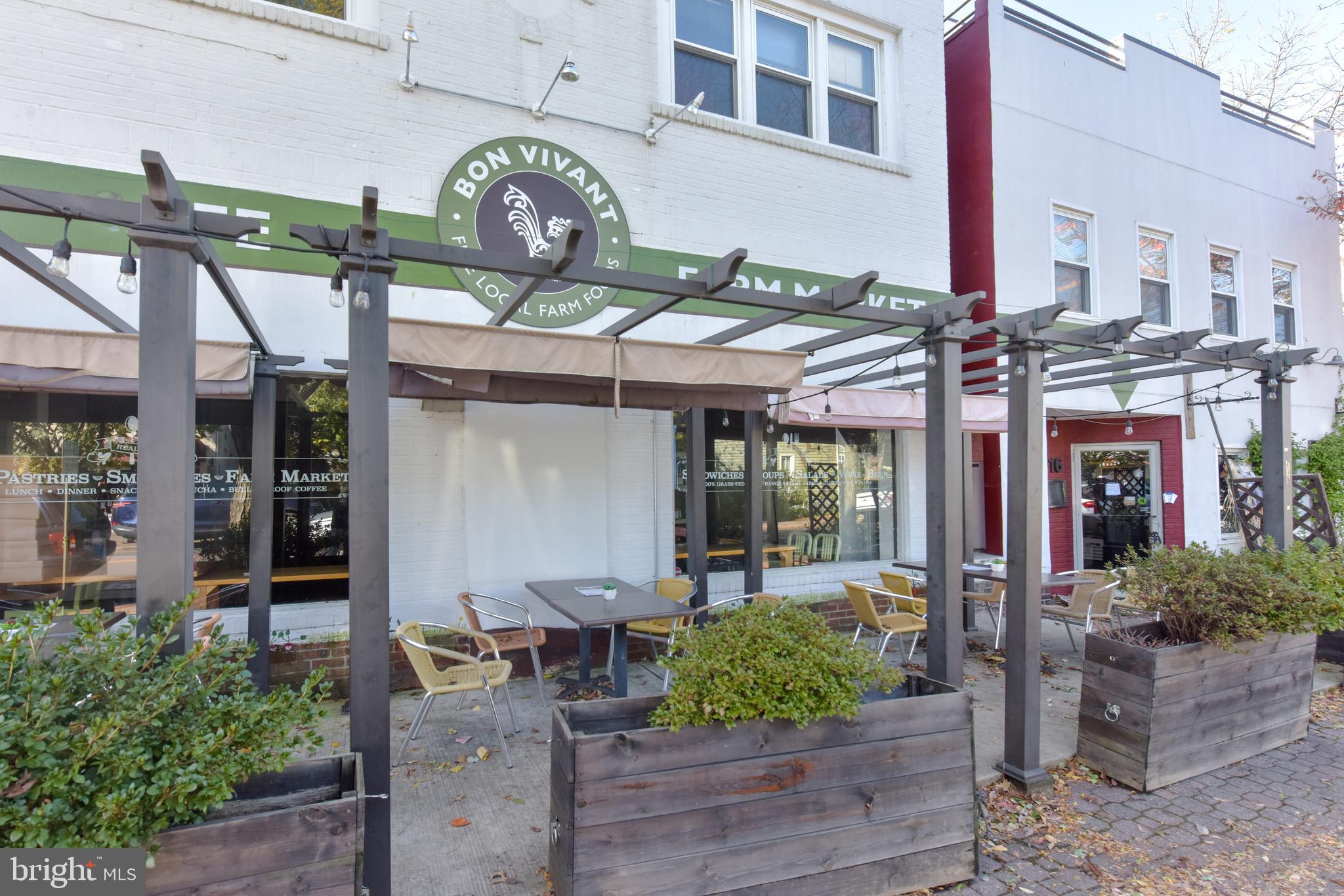 ROSEMONT PARK - Residential