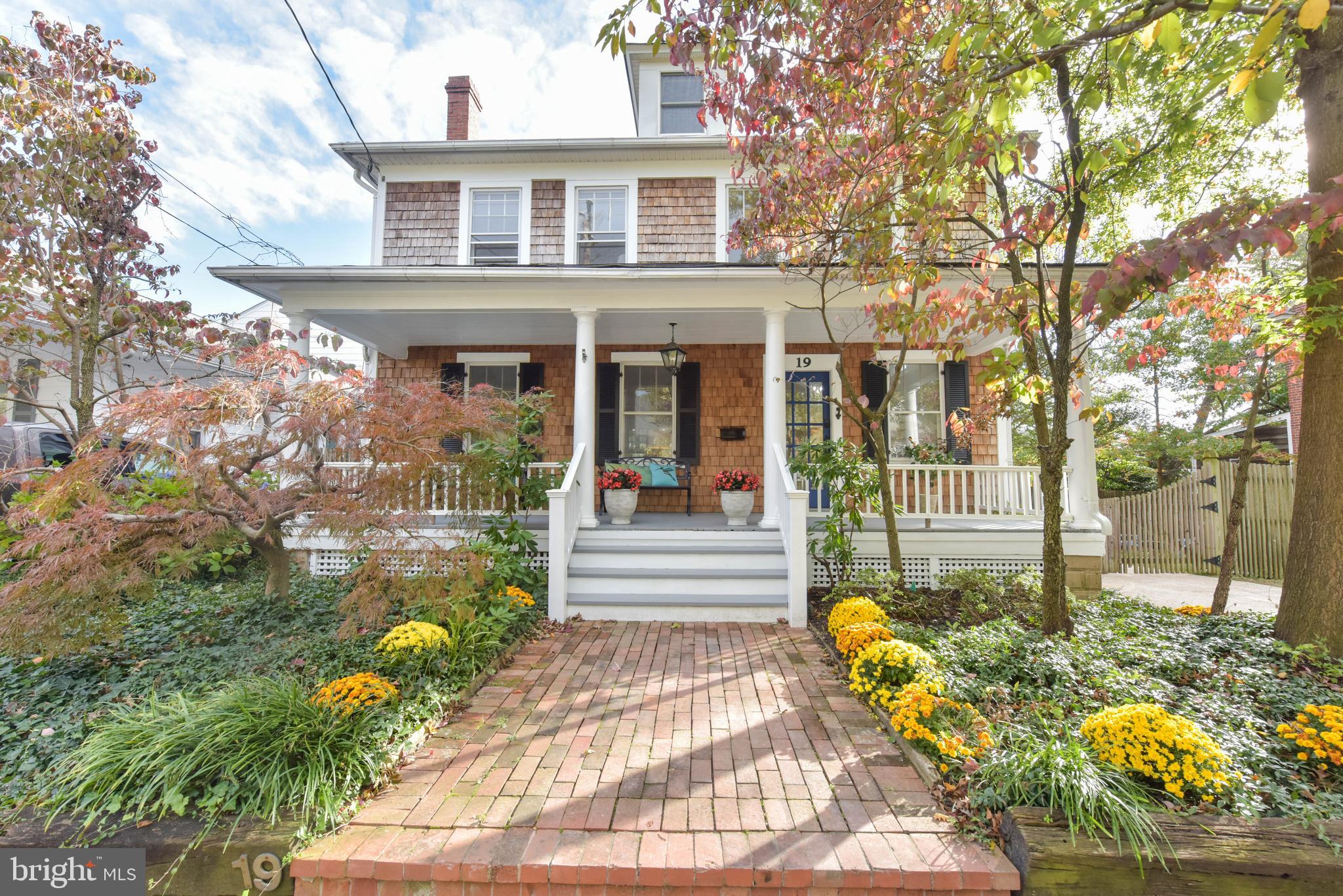 ROSEMONT PARK - Residential