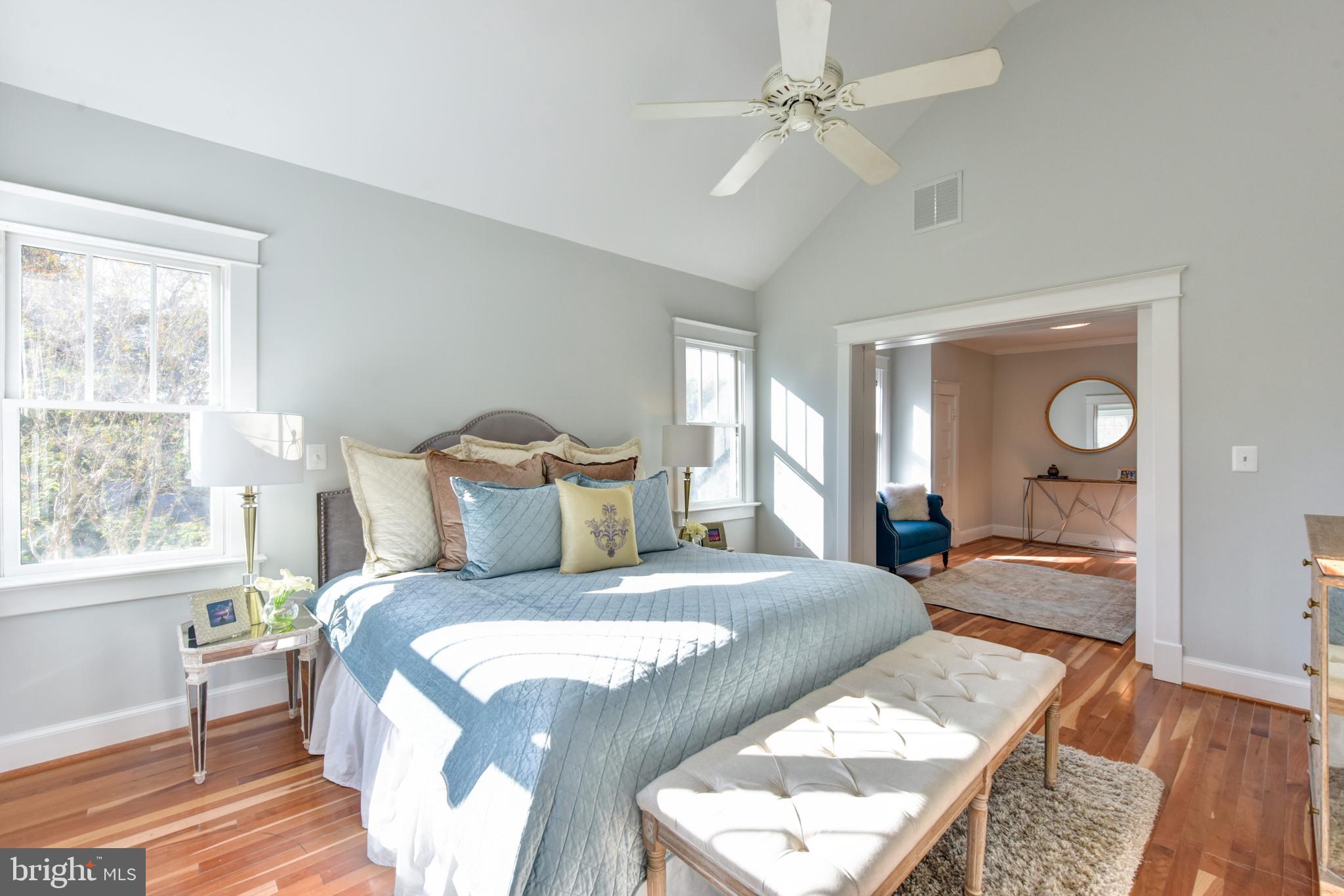 ROSEMONT PARK - Residential