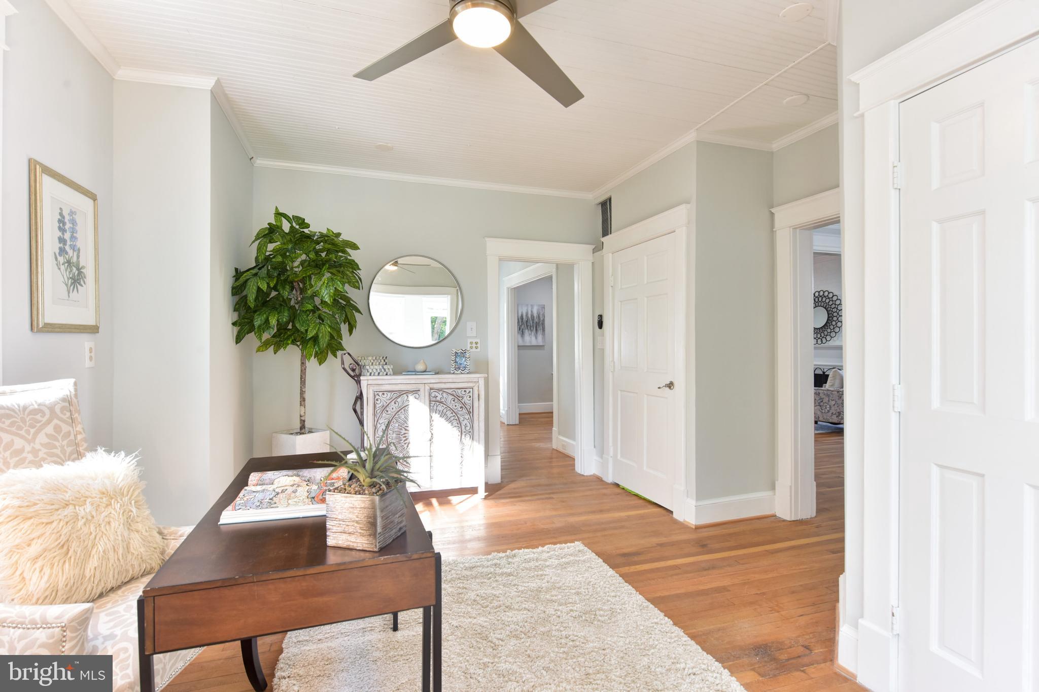 ROSEMONT PARK - Residential