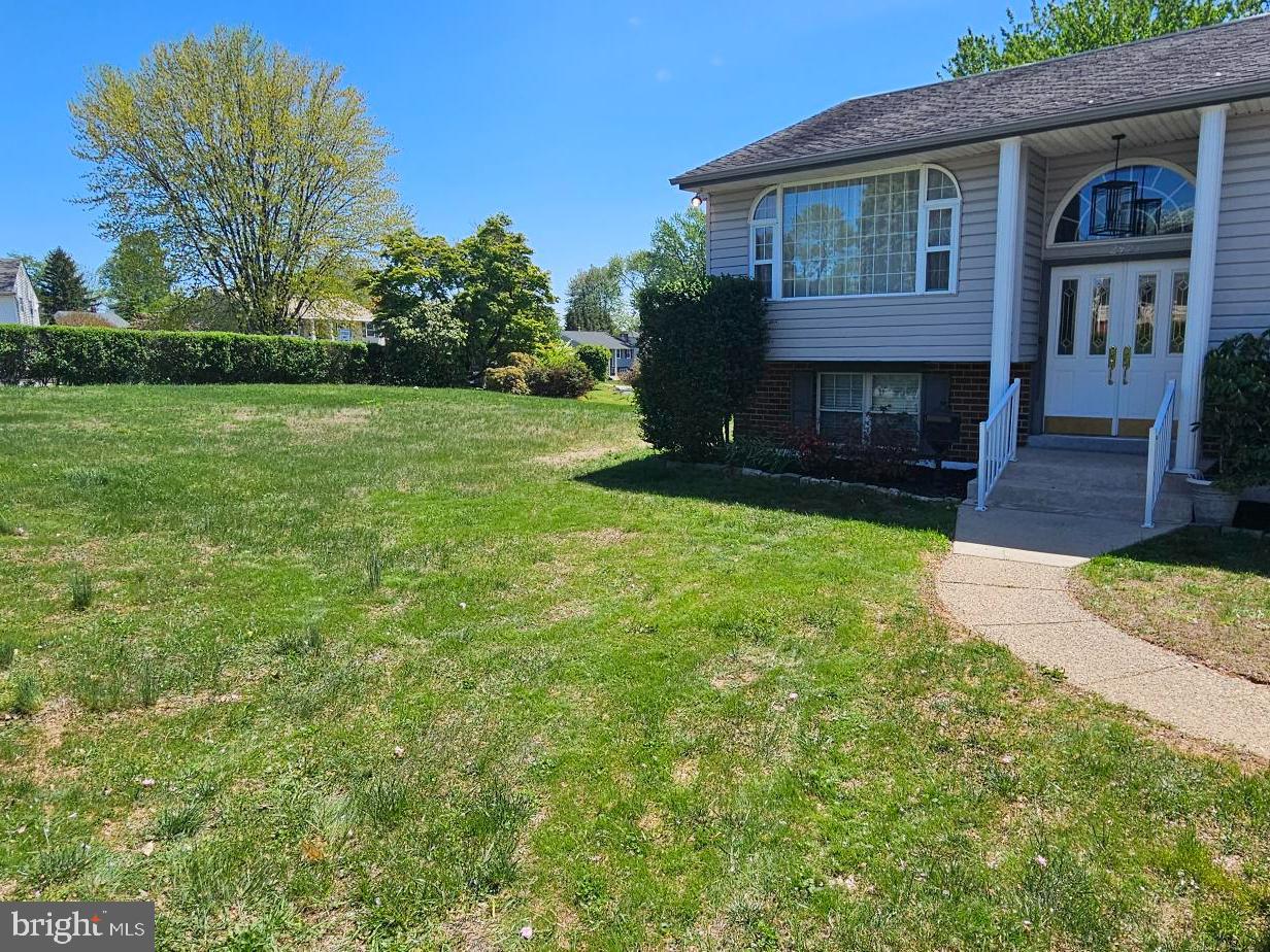 VILLAGE GREEN - Residential Lease