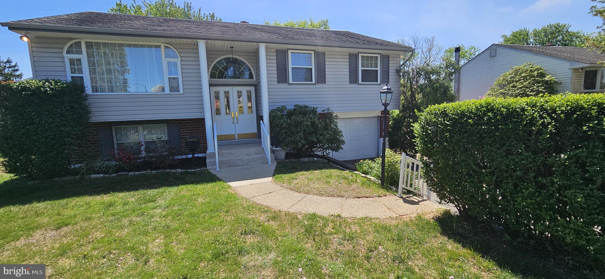 VILLAGE GREEN - Residential Lease