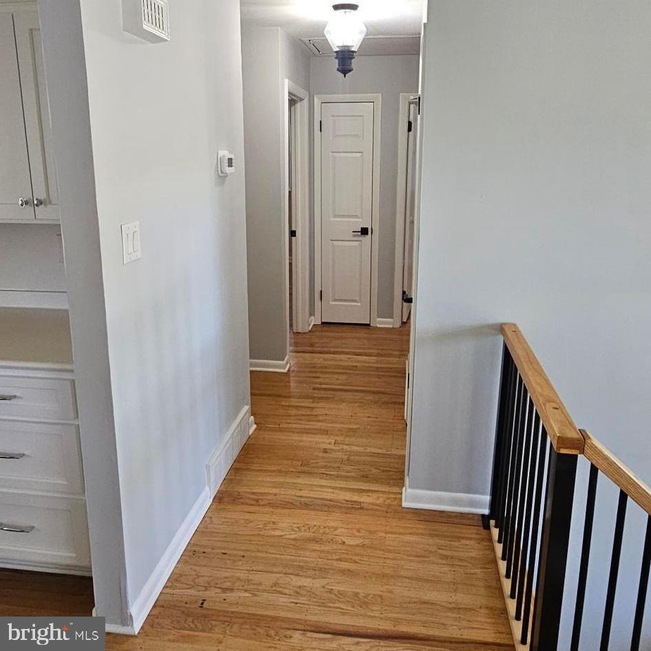 VILLAGE GREEN - Residential Lease