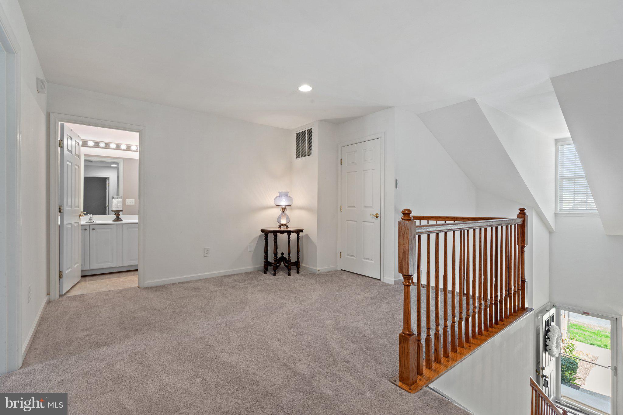 VILLAS AT THE RIDGES - Residential