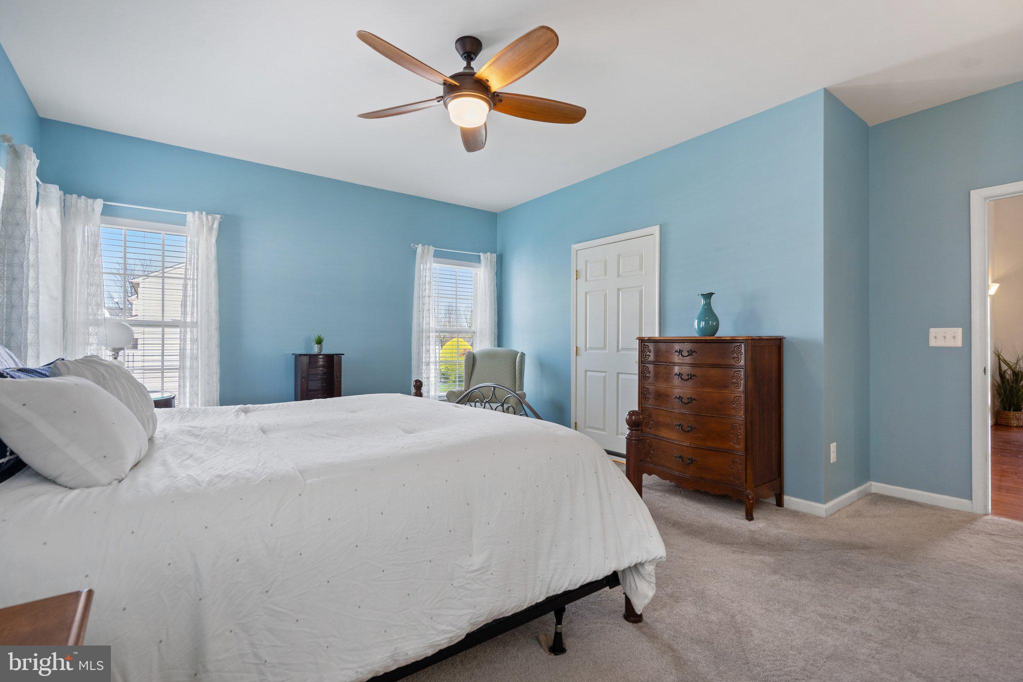 VILLAS AT THE RIDGES - Residential