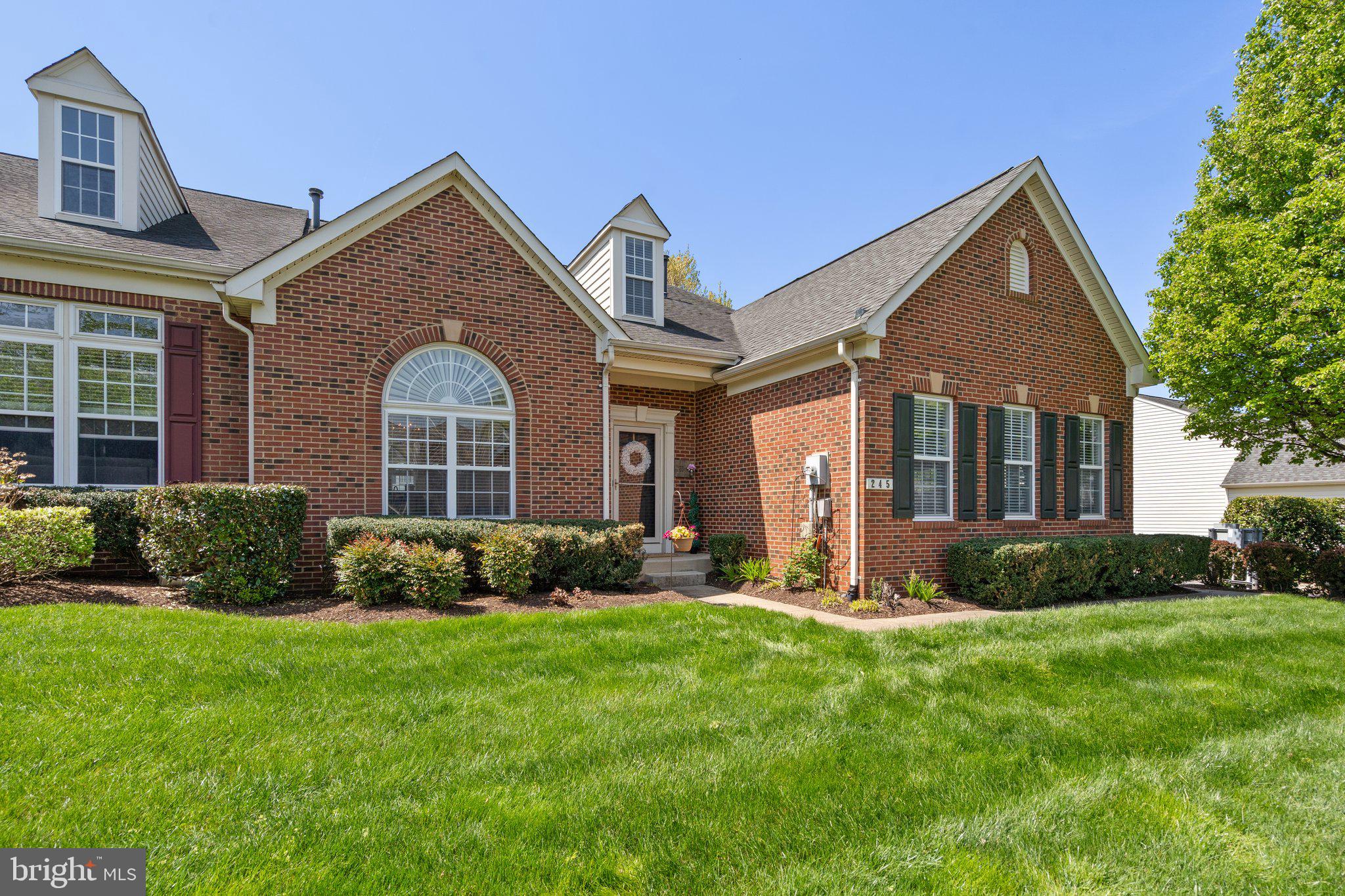 VILLAS AT THE RIDGES - Residential