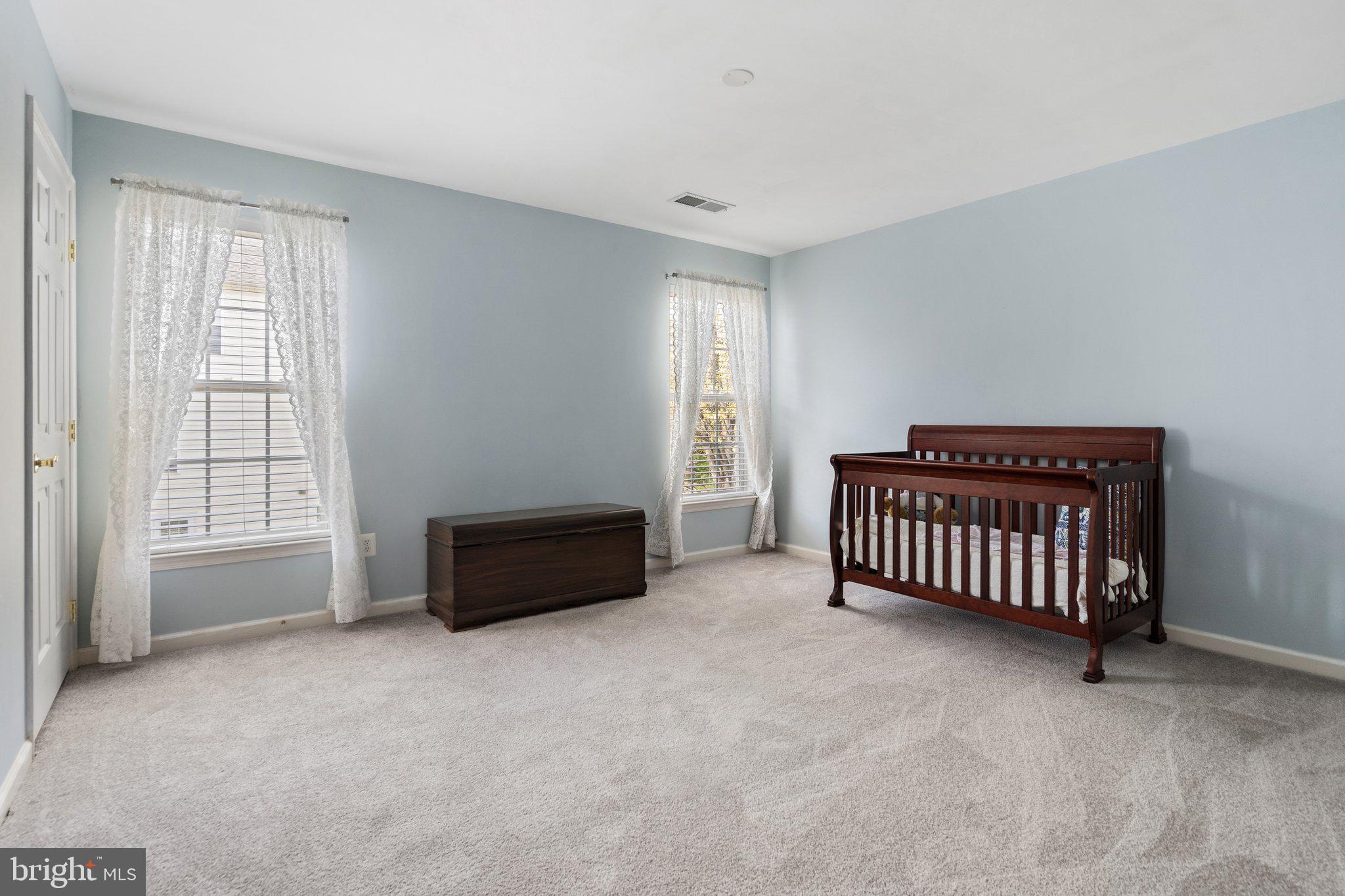 VILLAS AT THE RIDGES - Residential