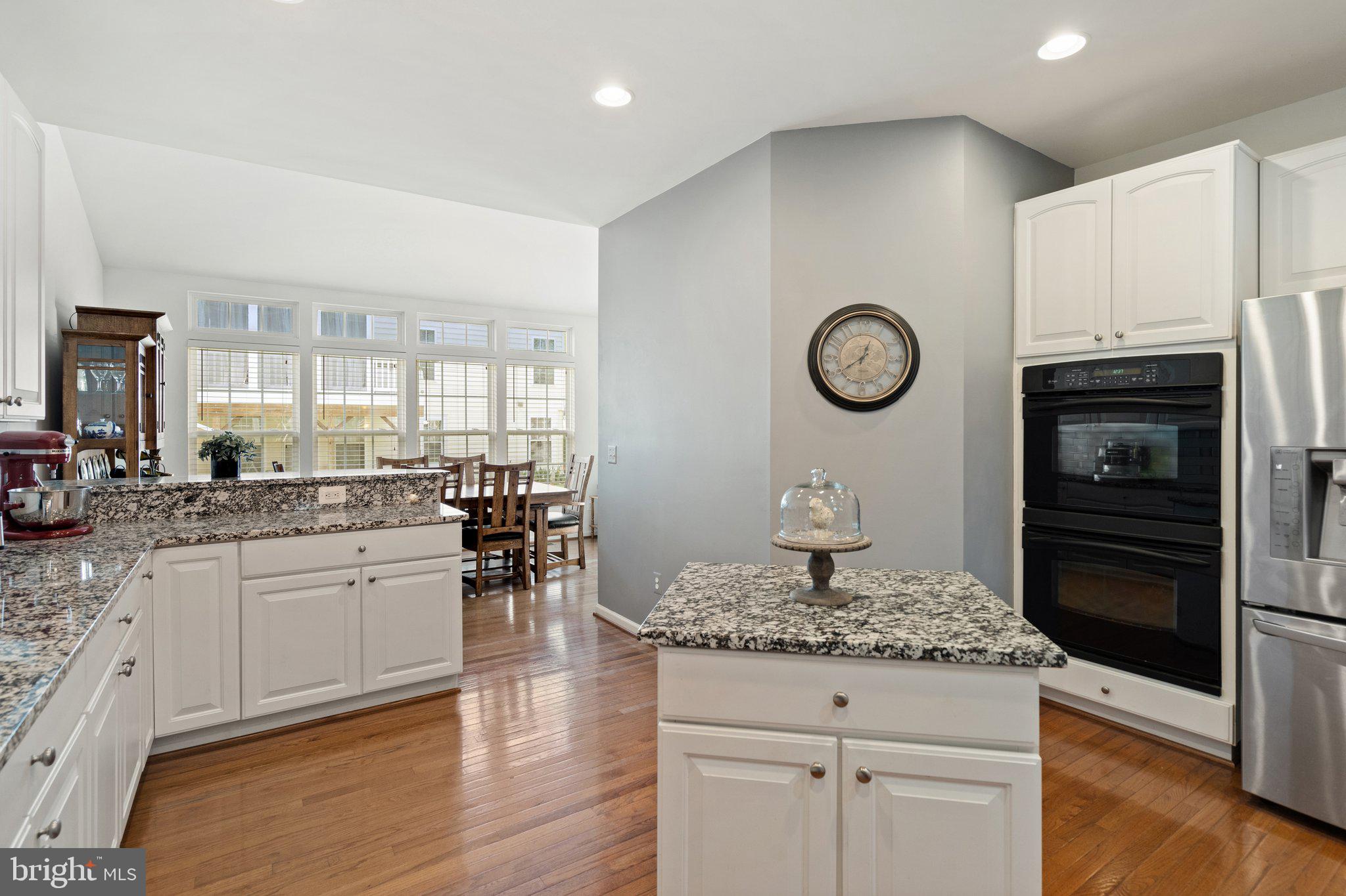 VILLAS AT THE RIDGES - Residential