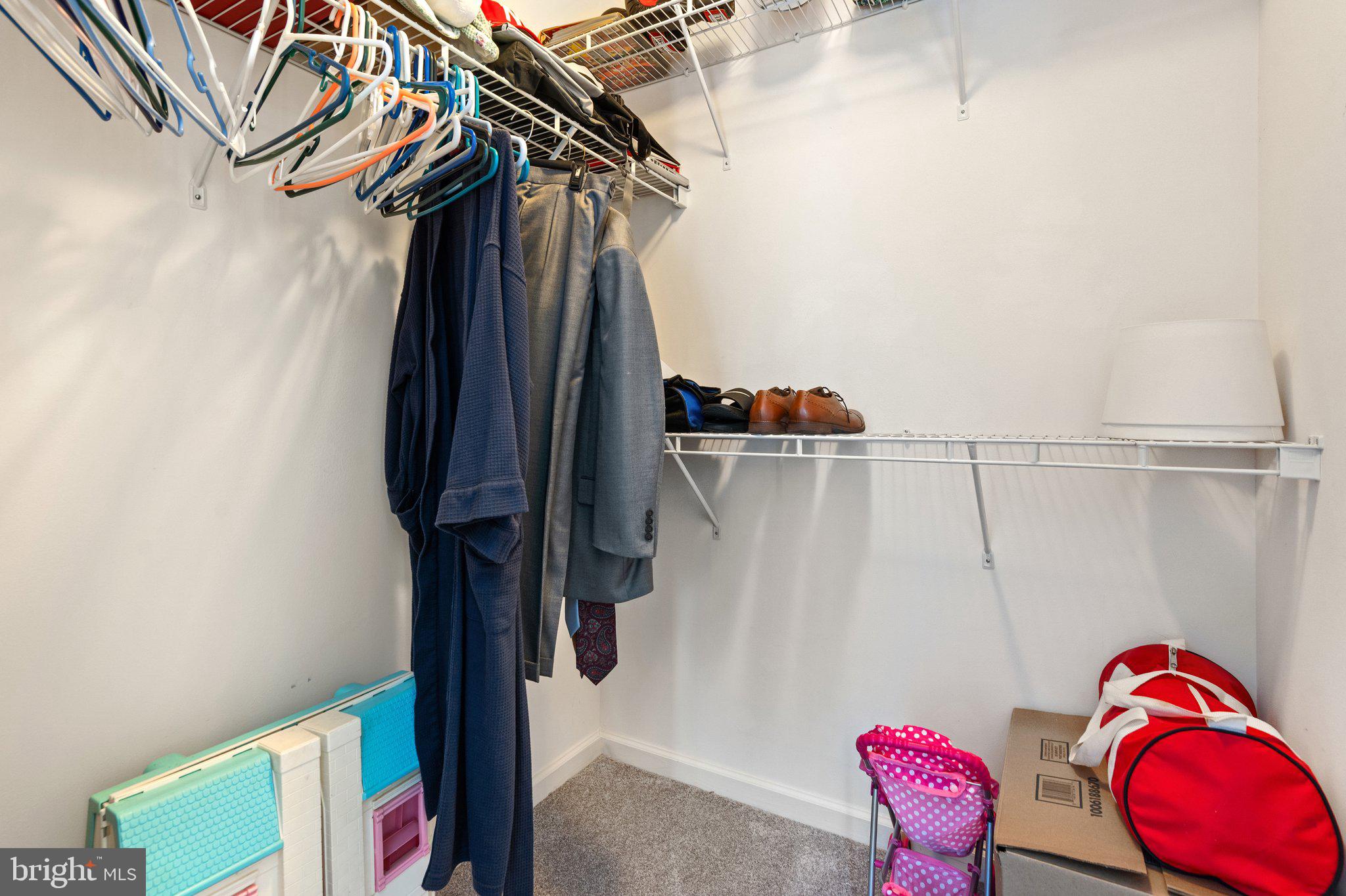 VILLAS AT THE RIDGES - Residential