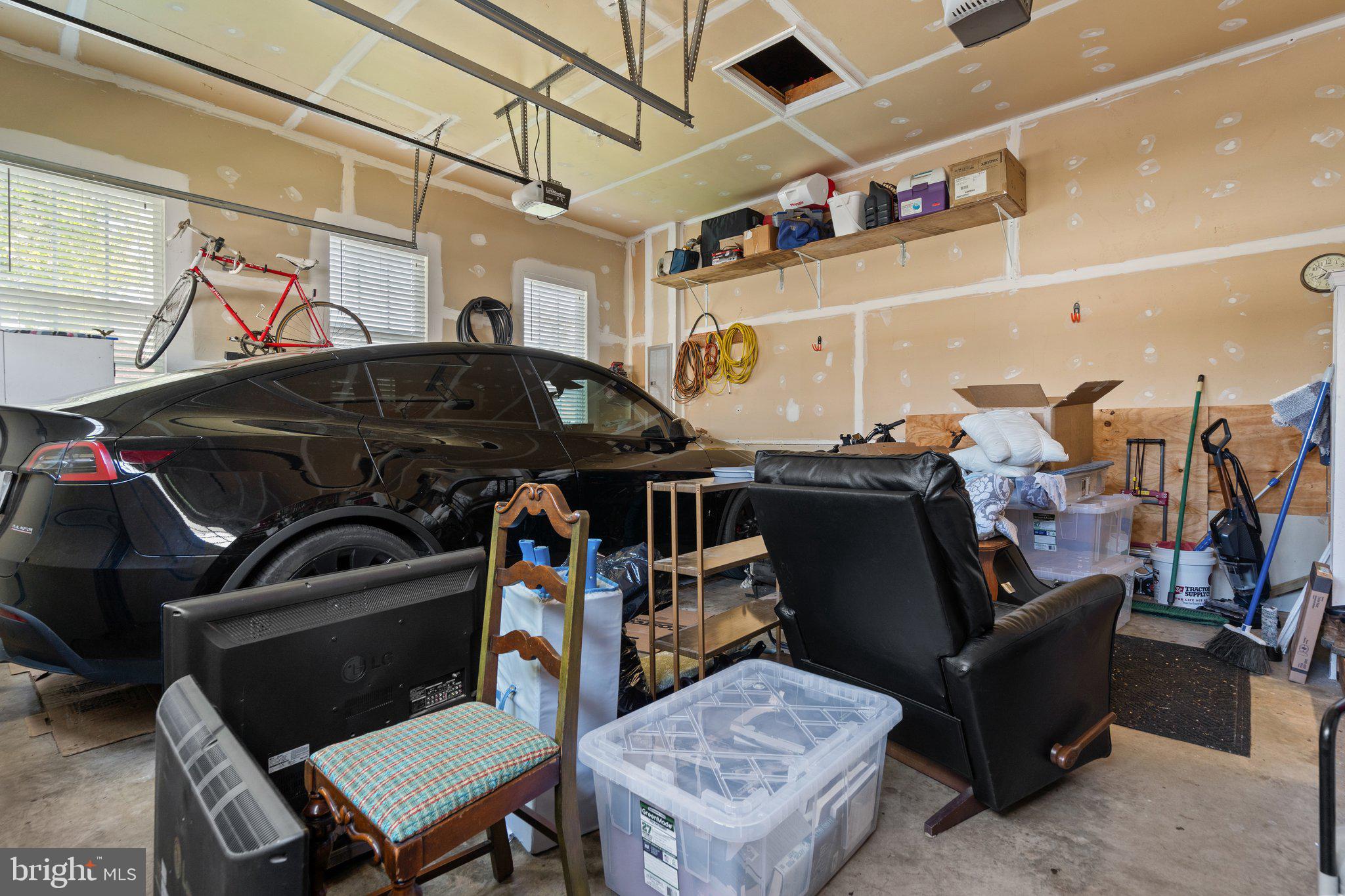 VILLAS AT THE RIDGES - Residential