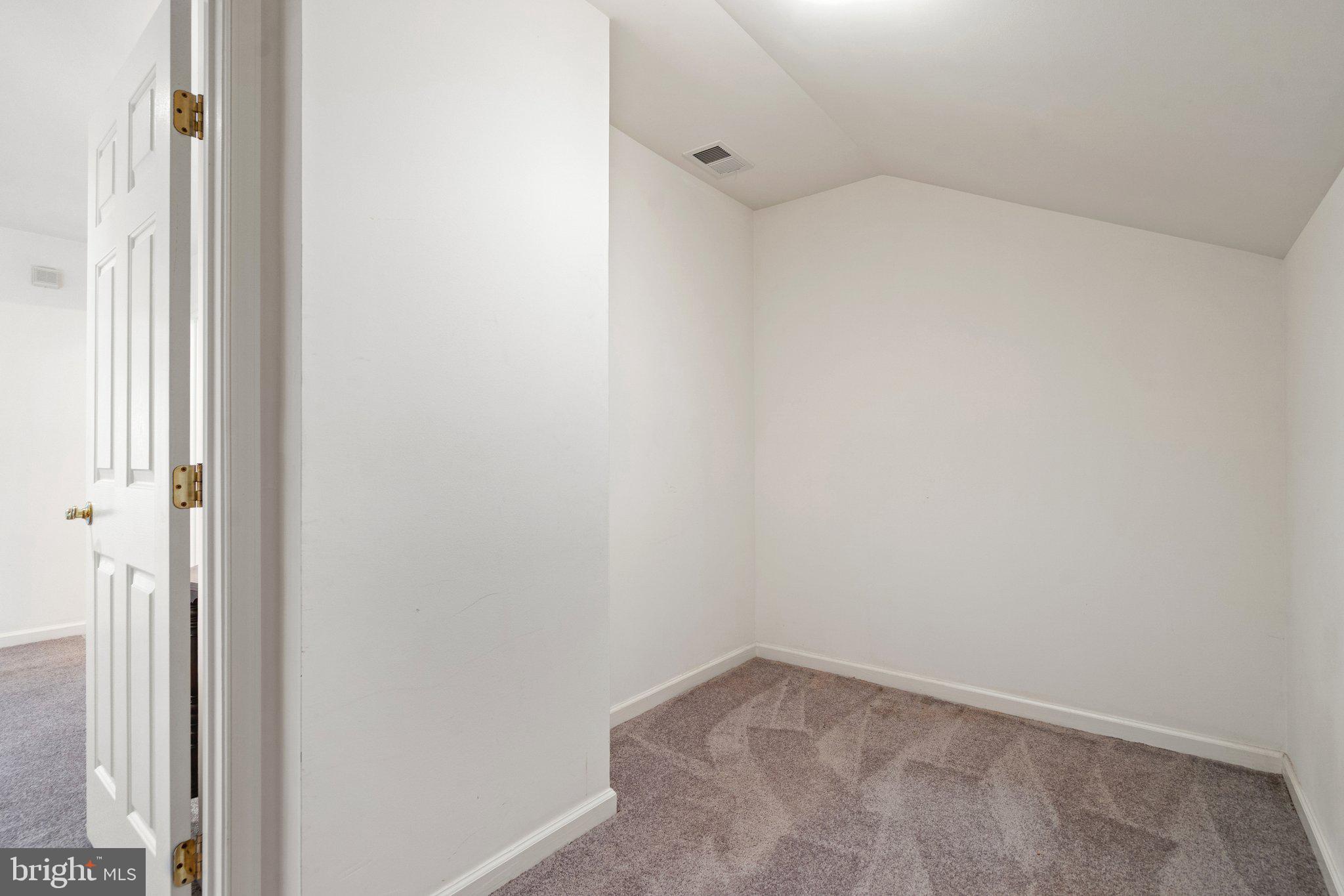 VILLAS AT THE RIDGES - Residential