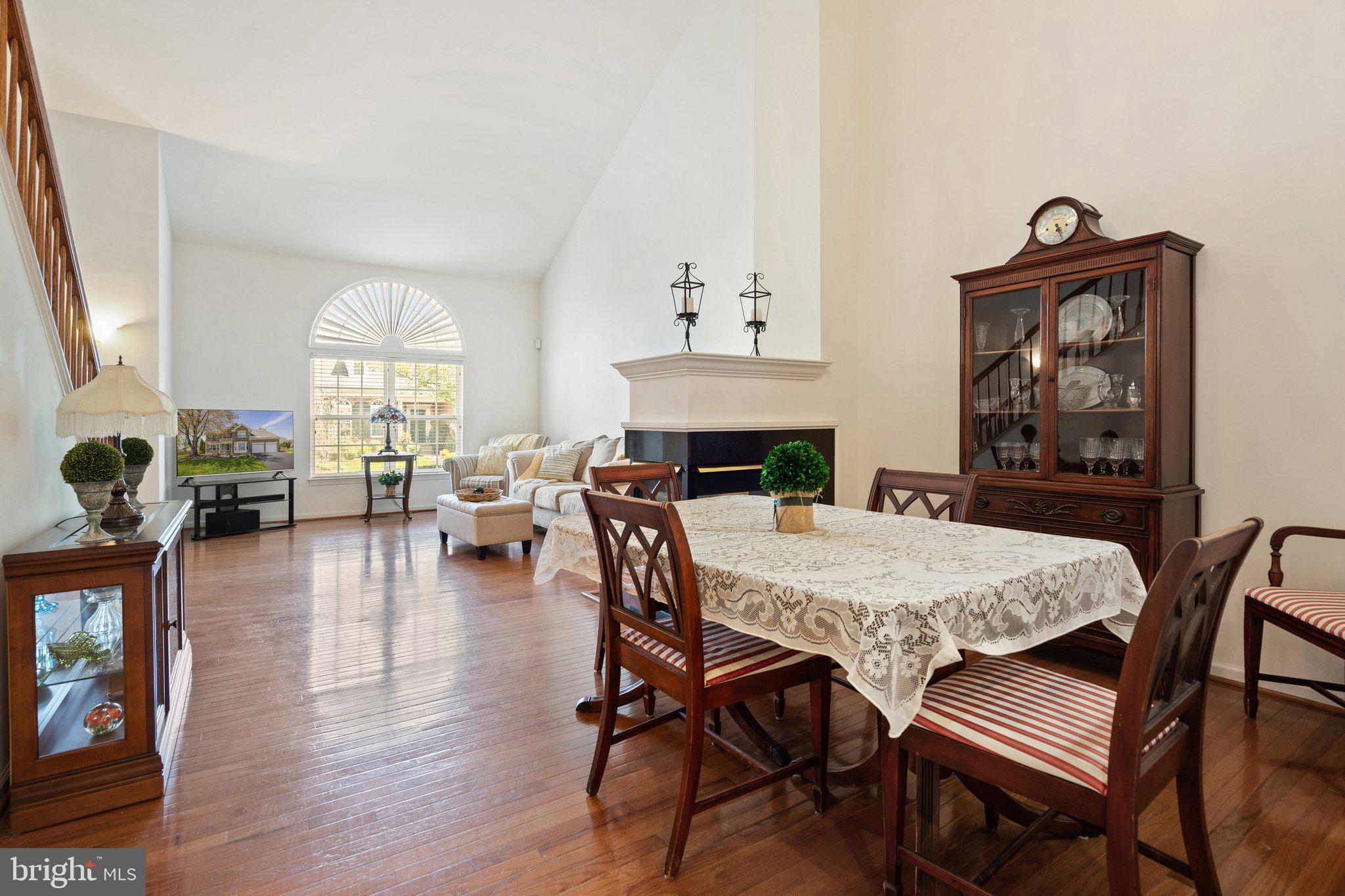 VILLAS AT THE RIDGES - Residential