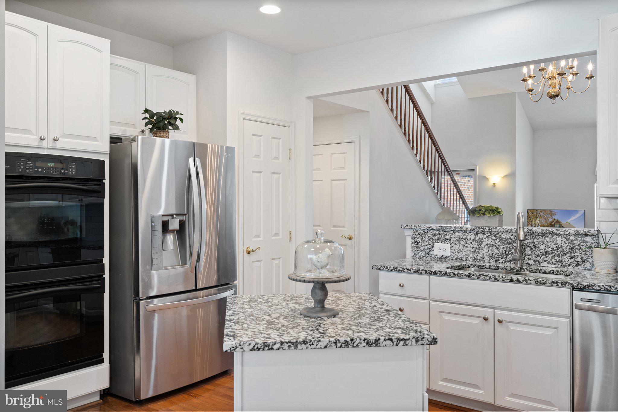 VILLAS AT THE RIDGES - Residential