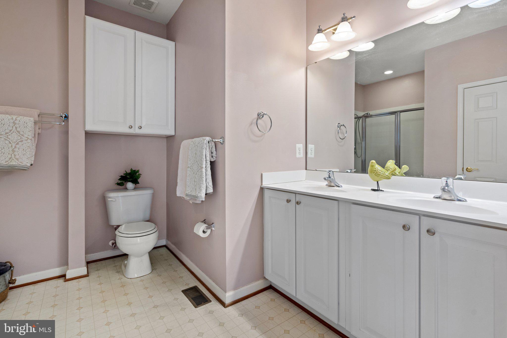 VILLAS AT THE RIDGES - Residential