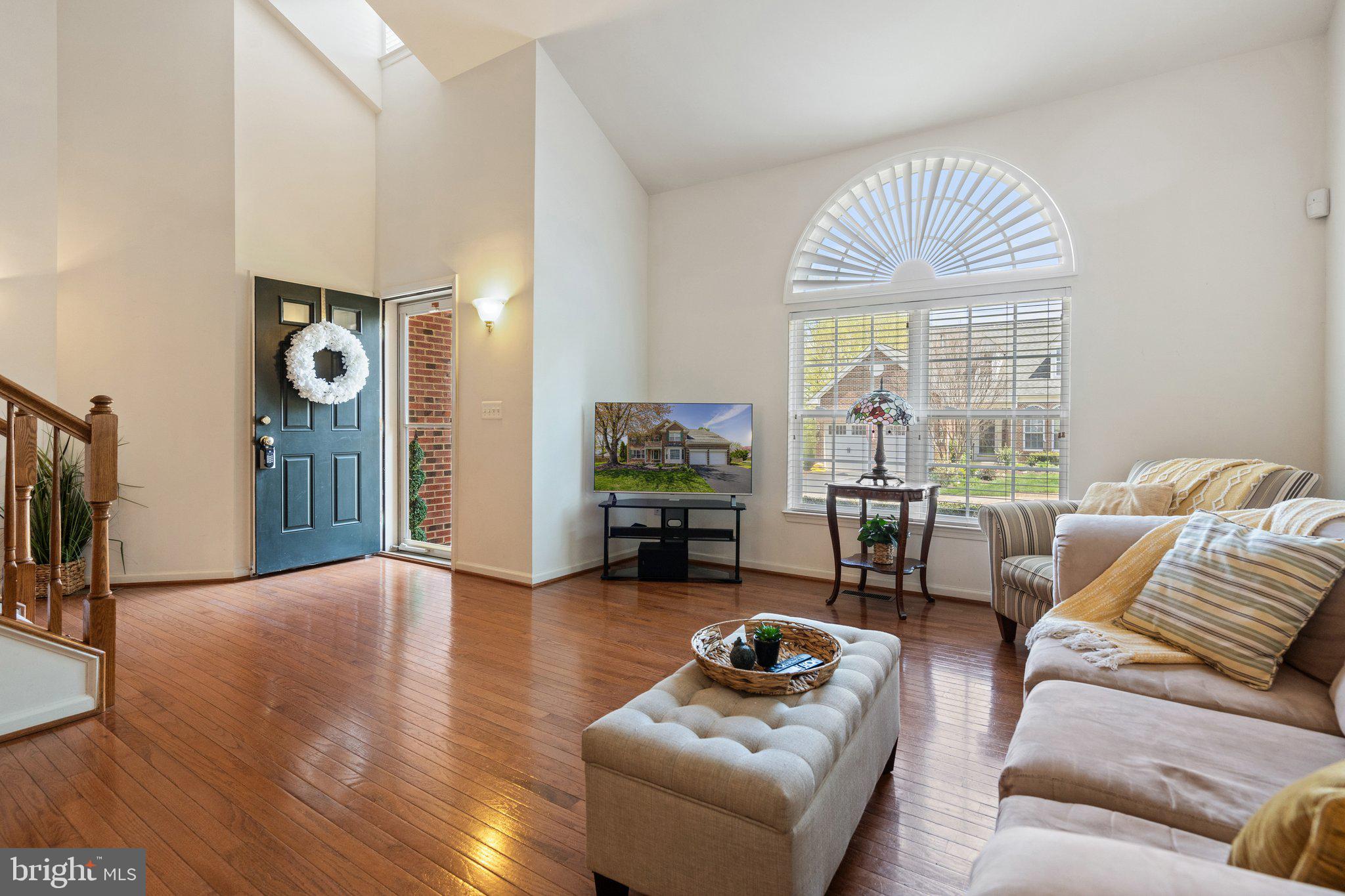 VILLAS AT THE RIDGES - Residential