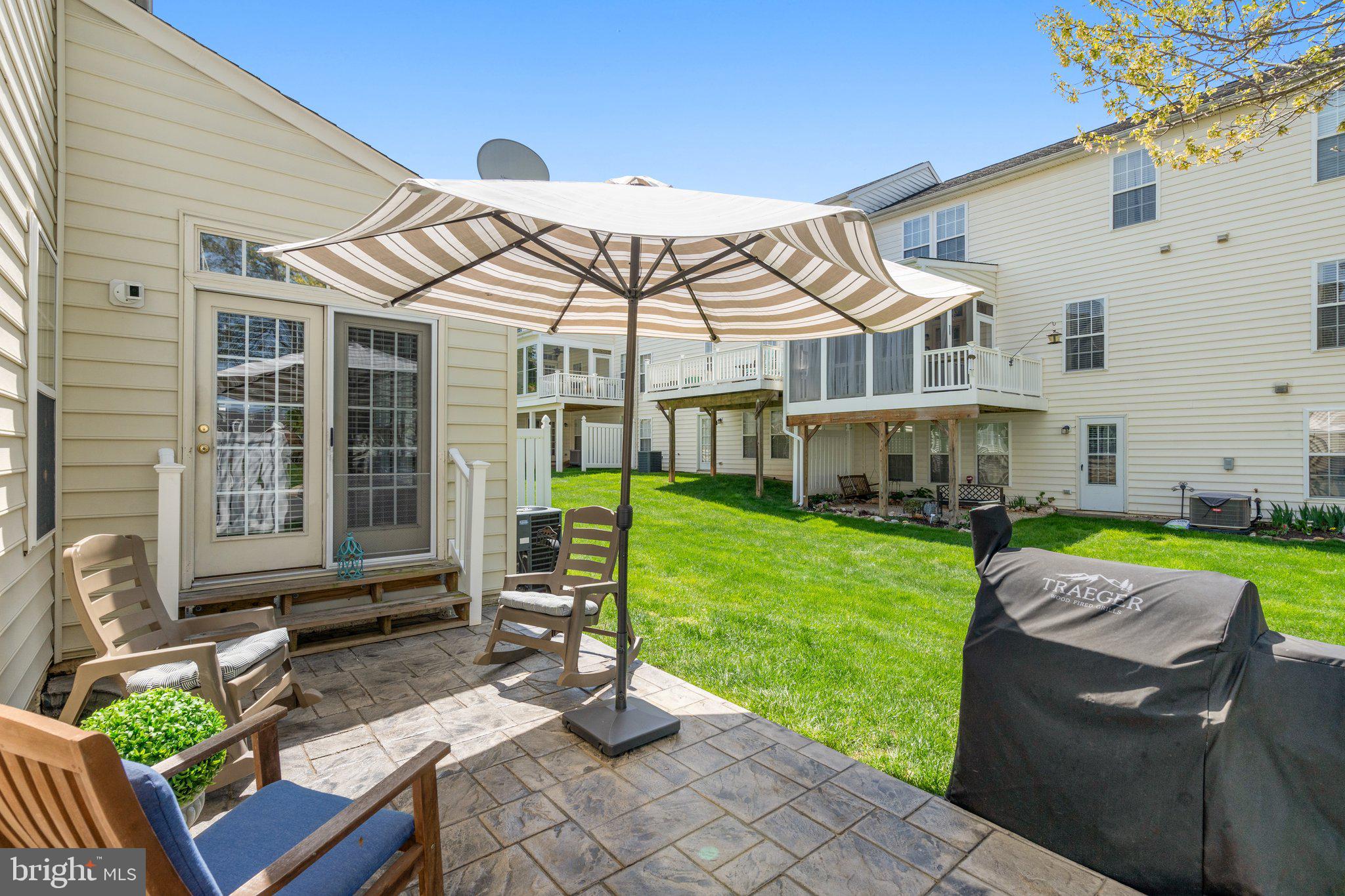 VILLAS AT THE RIDGES - Residential