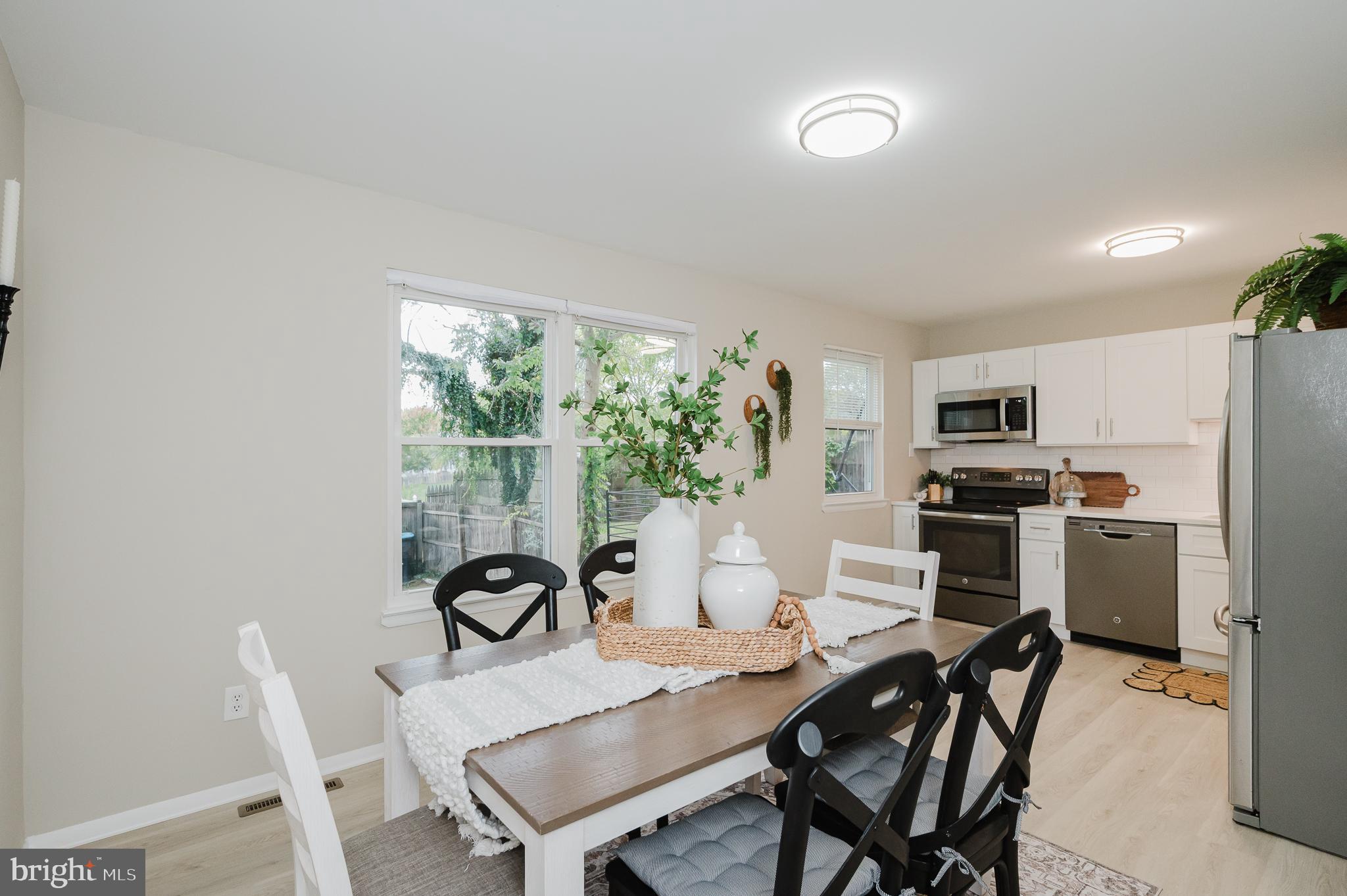 HARFORD SQUARE - Residential