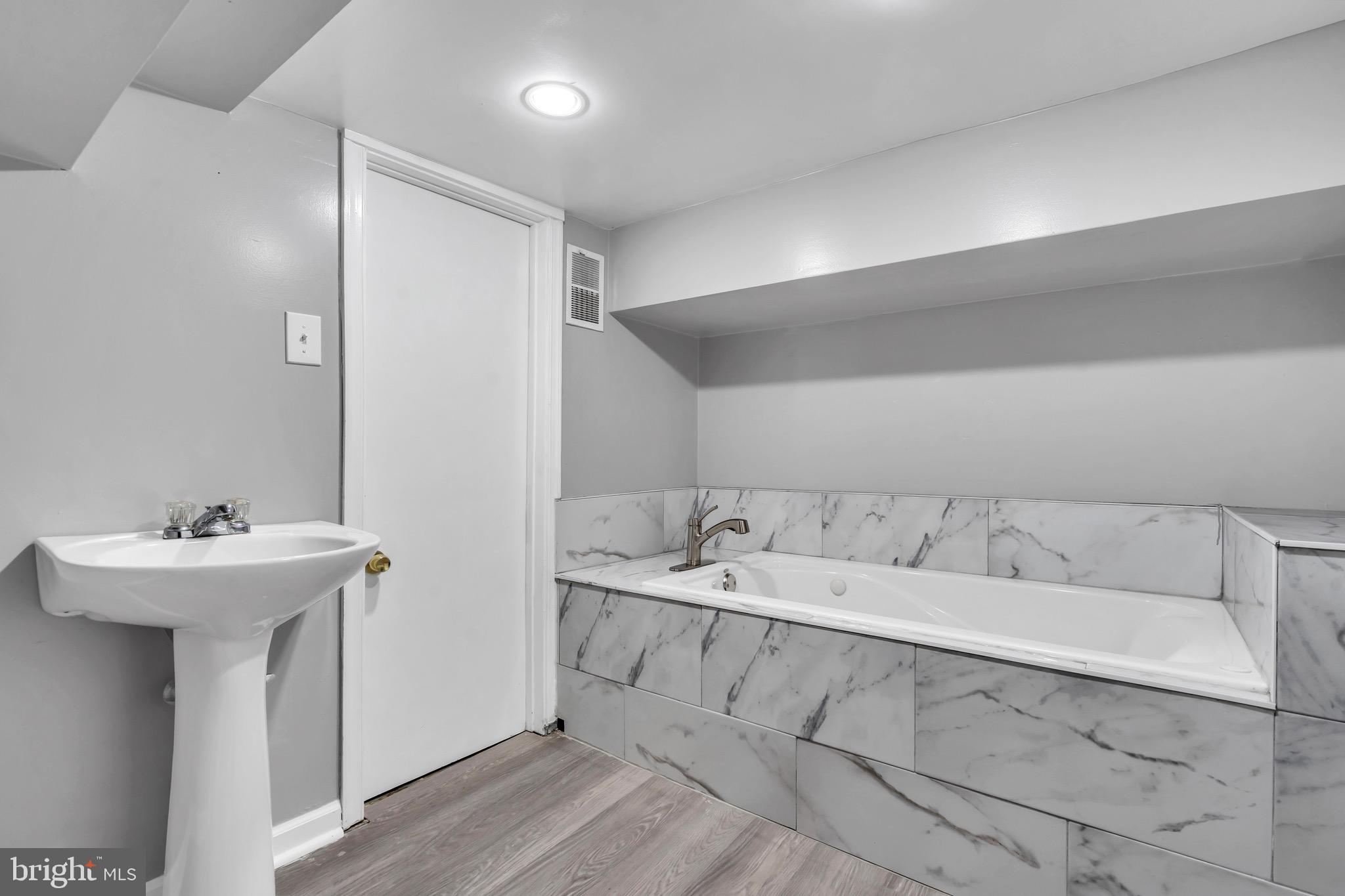 EAST PASSYUNK CROSSING - Residential